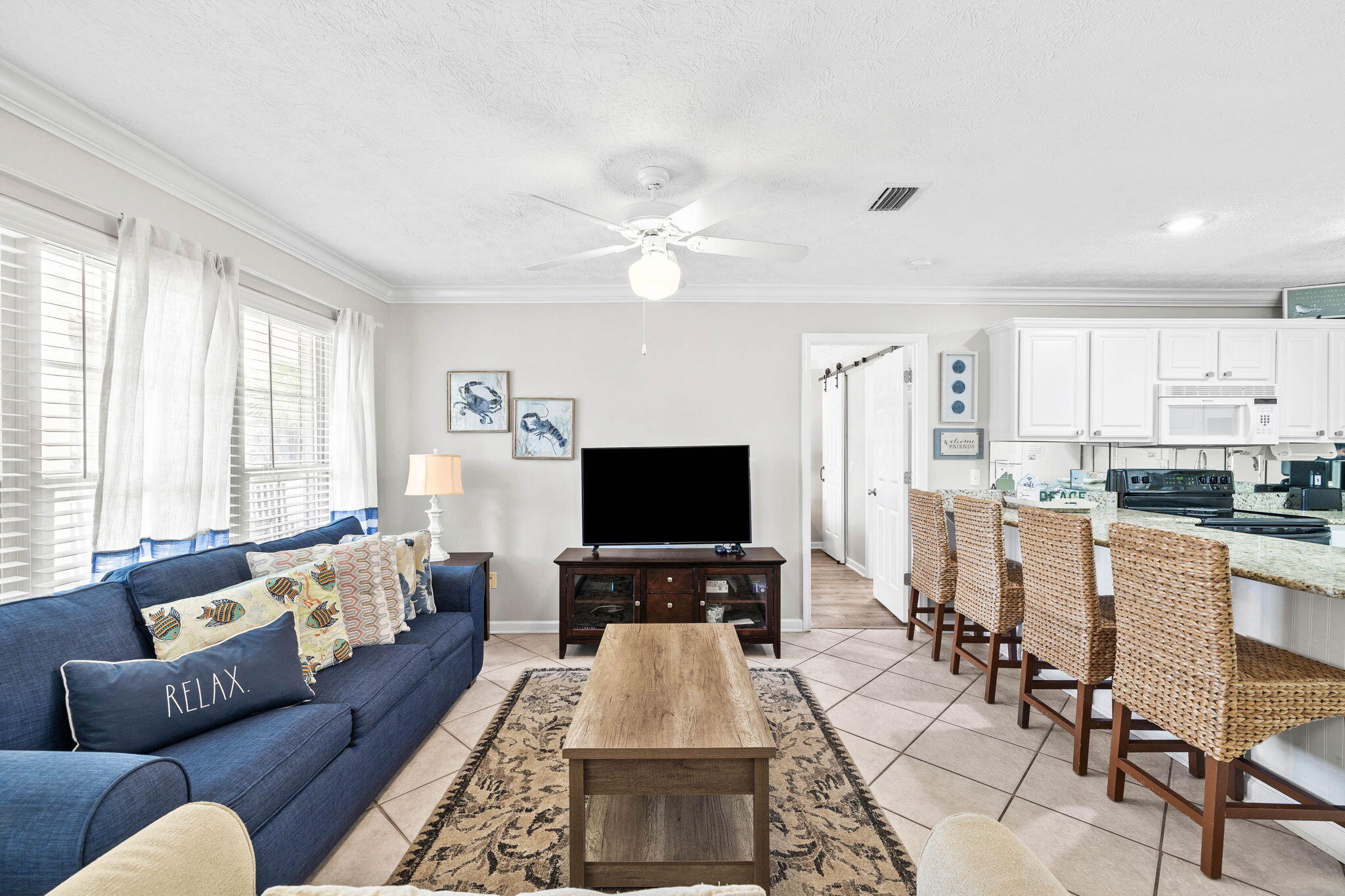 17462 Front Beach Road, 60106