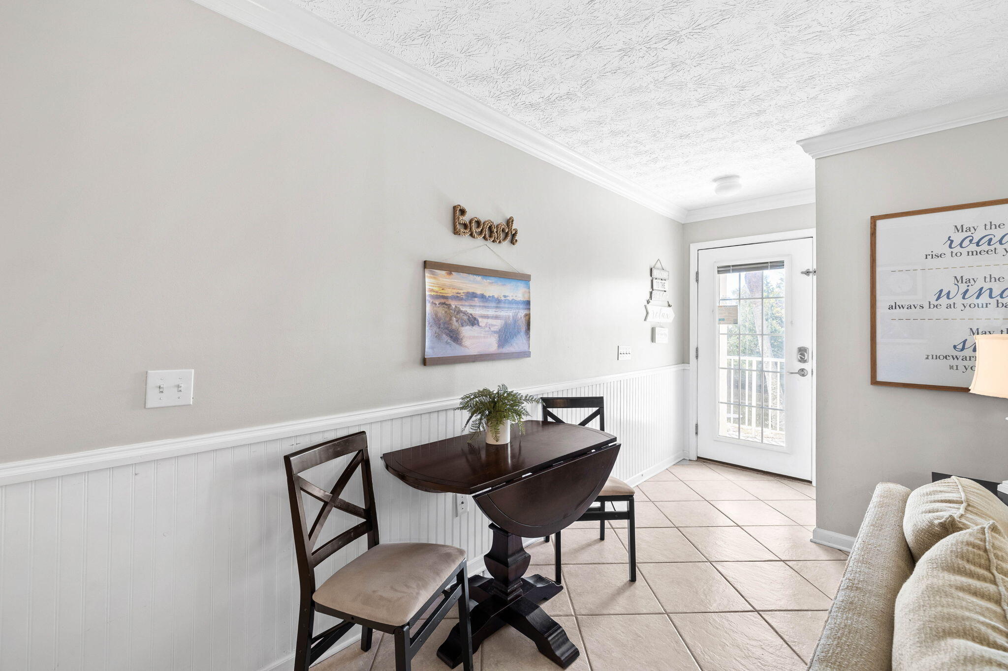 17462 Front Beach Road, 60106