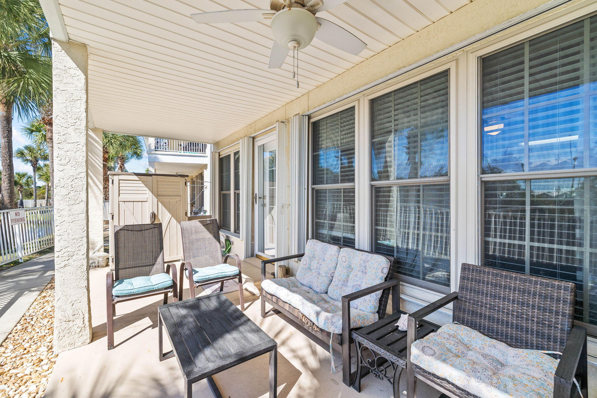 17462 Front Beach Road, 60106