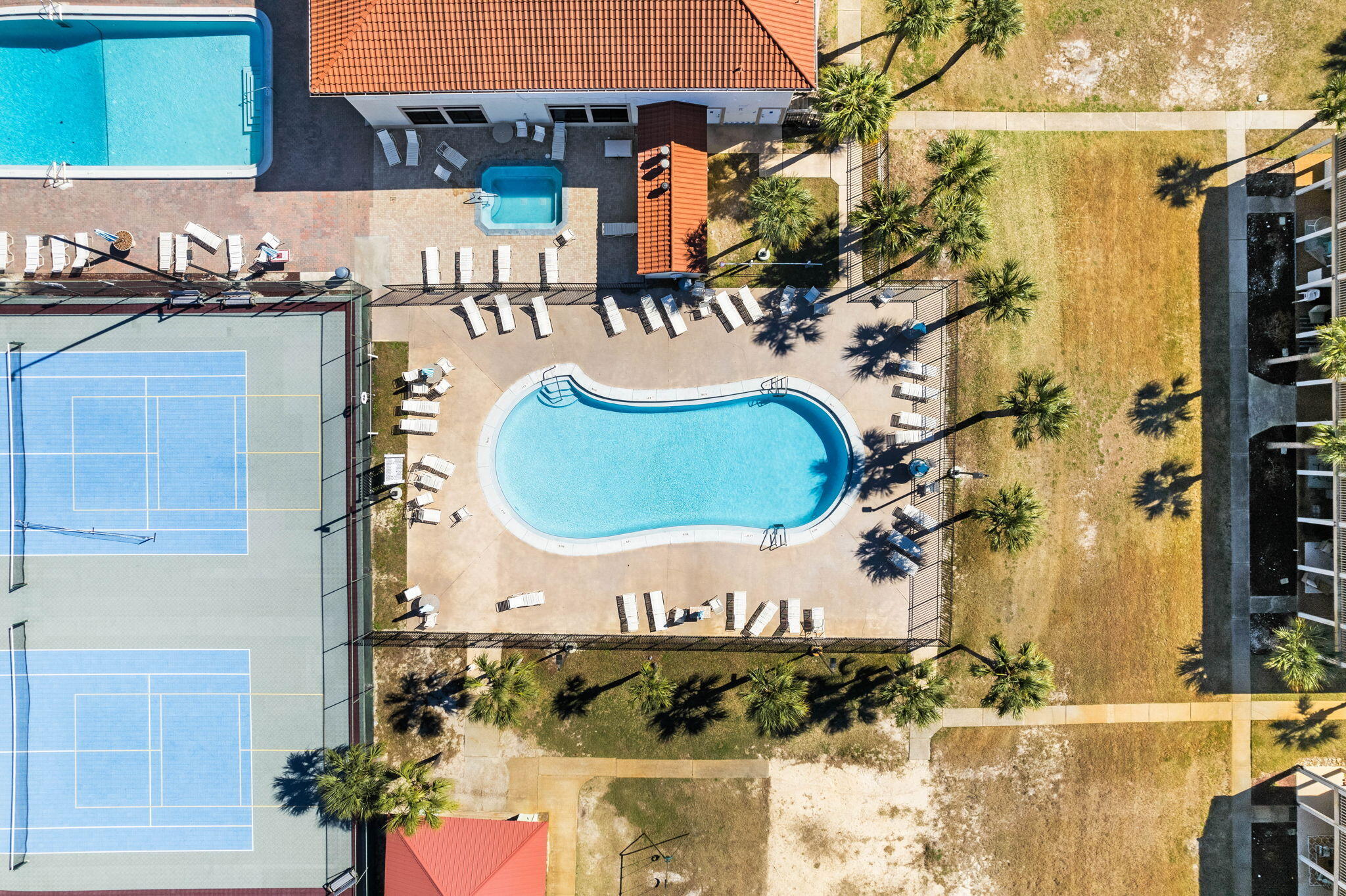 17462 Front Beach Road, 60106