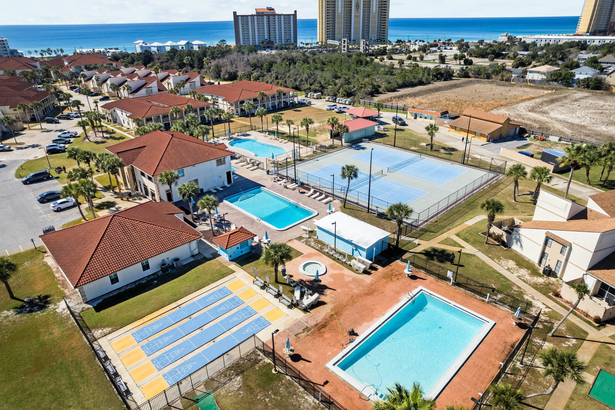 17462 Front Beach Road, 60106