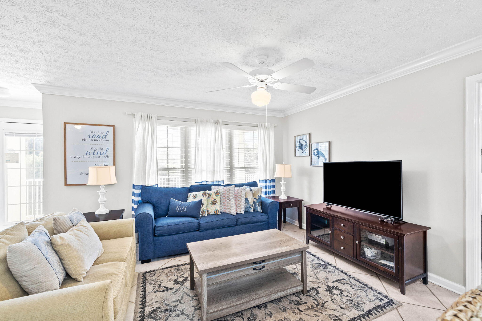 17462 Front Beach Road, 60106