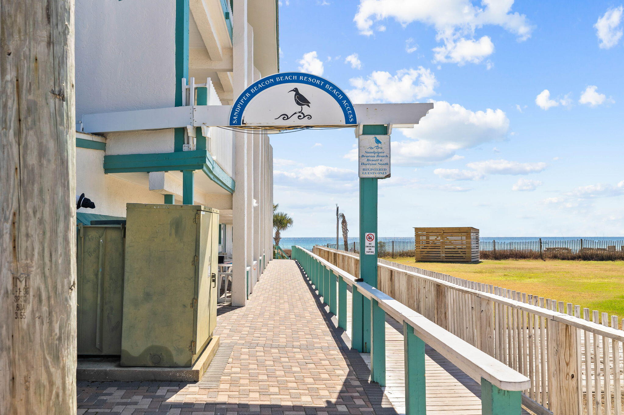 17462 Front Beach Road, 60106