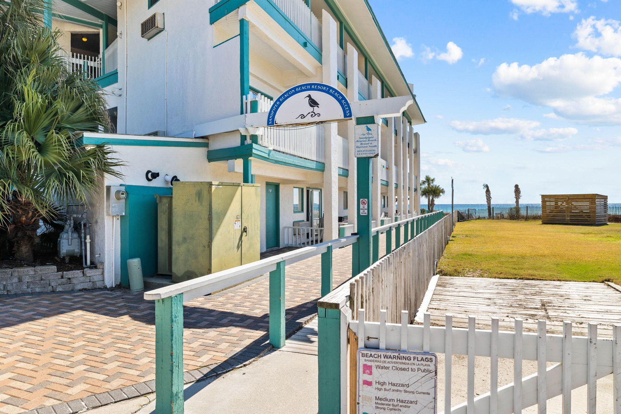 17462 Front Beach Road, 60106