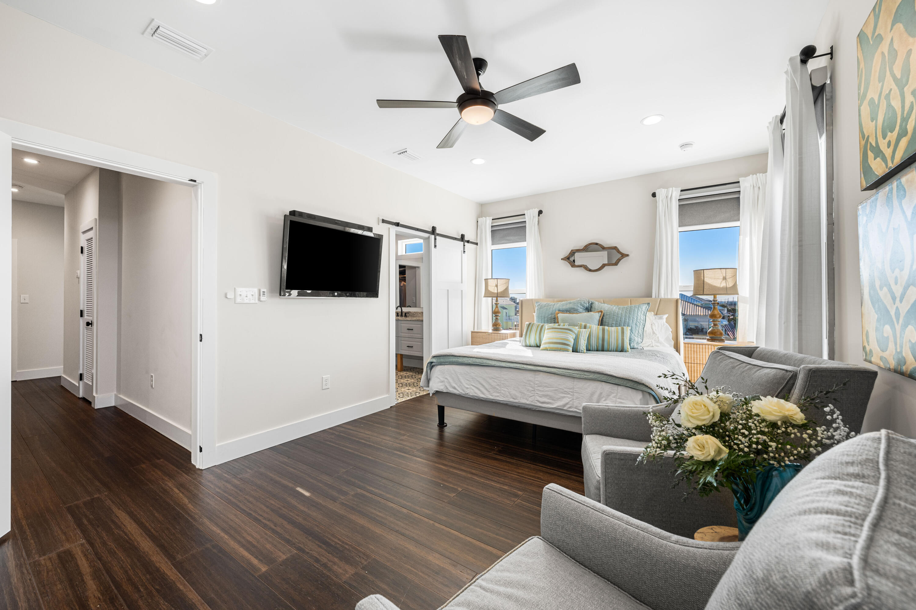 8075 White Sands Boulevard