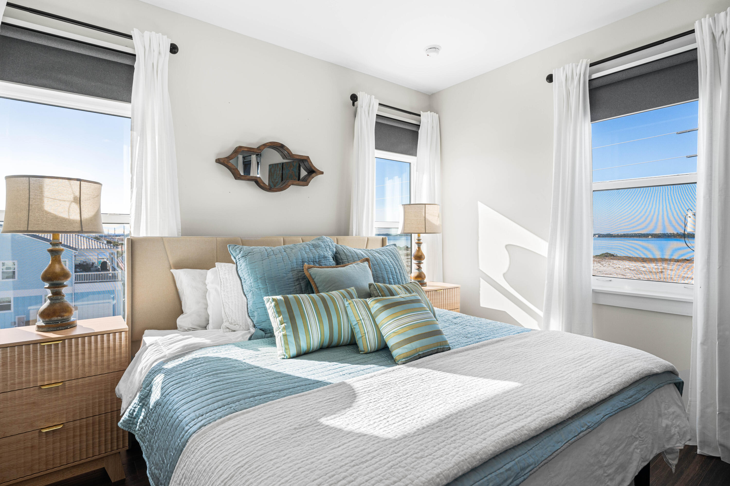 8075 White Sands Boulevard