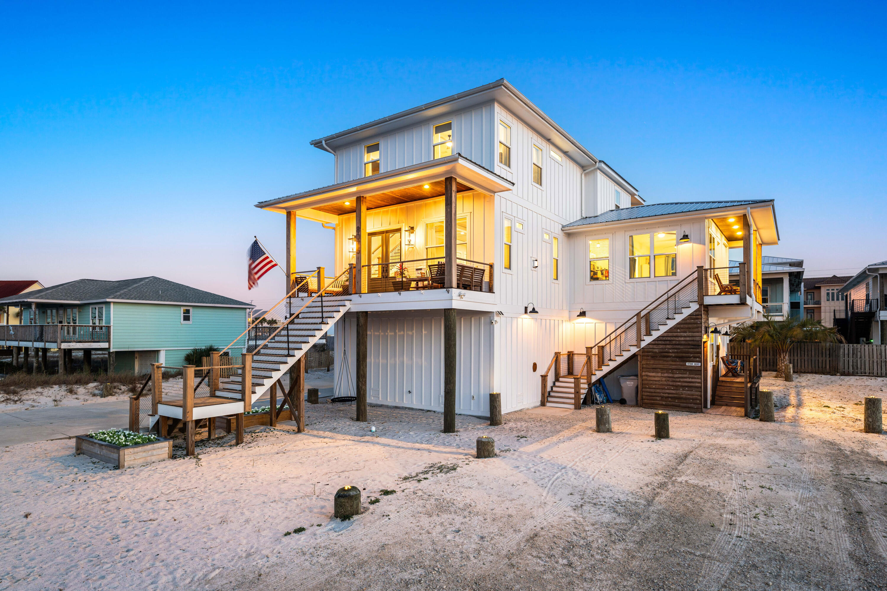 8075 White Sands Boulevard