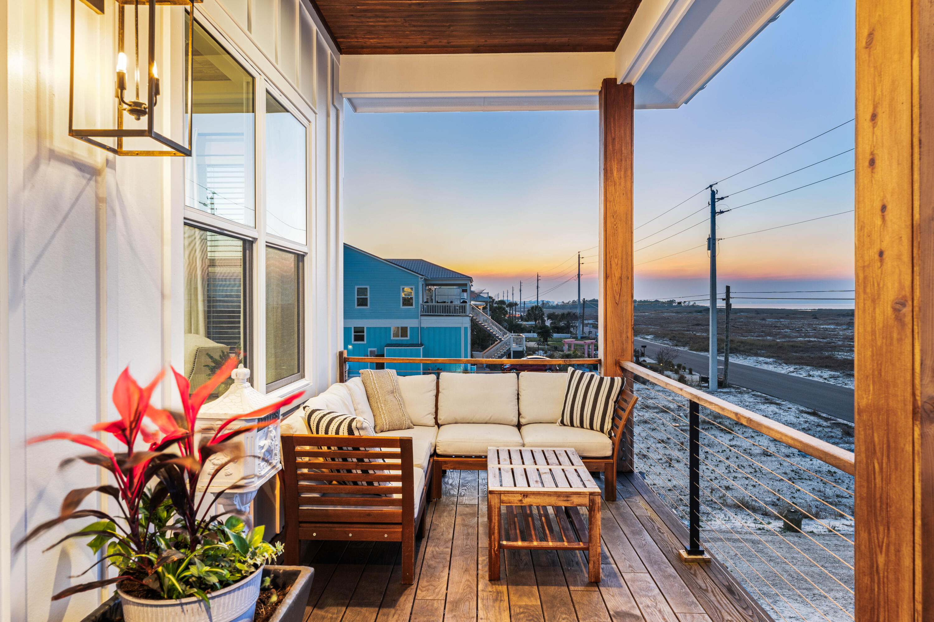 8075 White Sands Boulevard