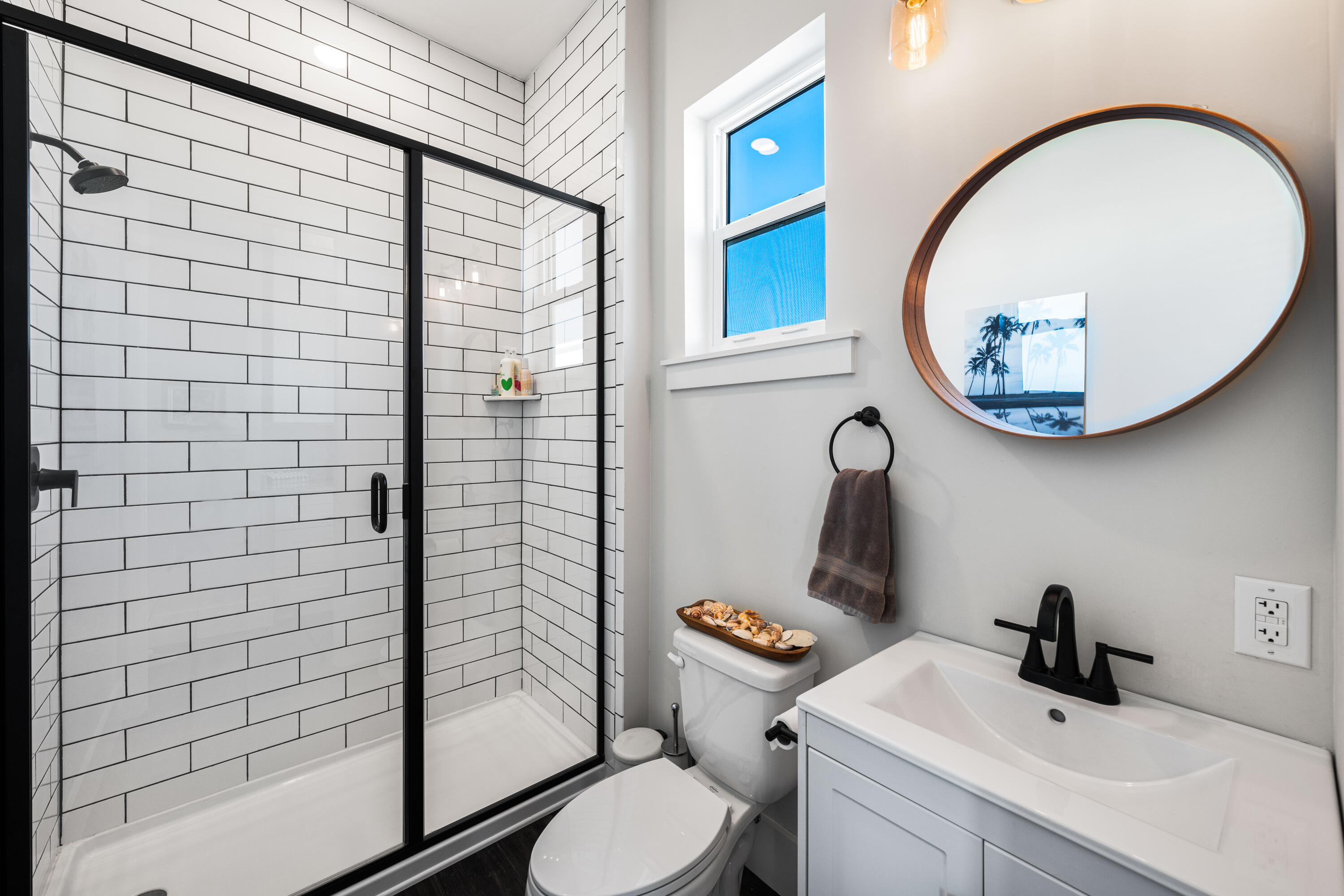 8075 White Sands Boulevard