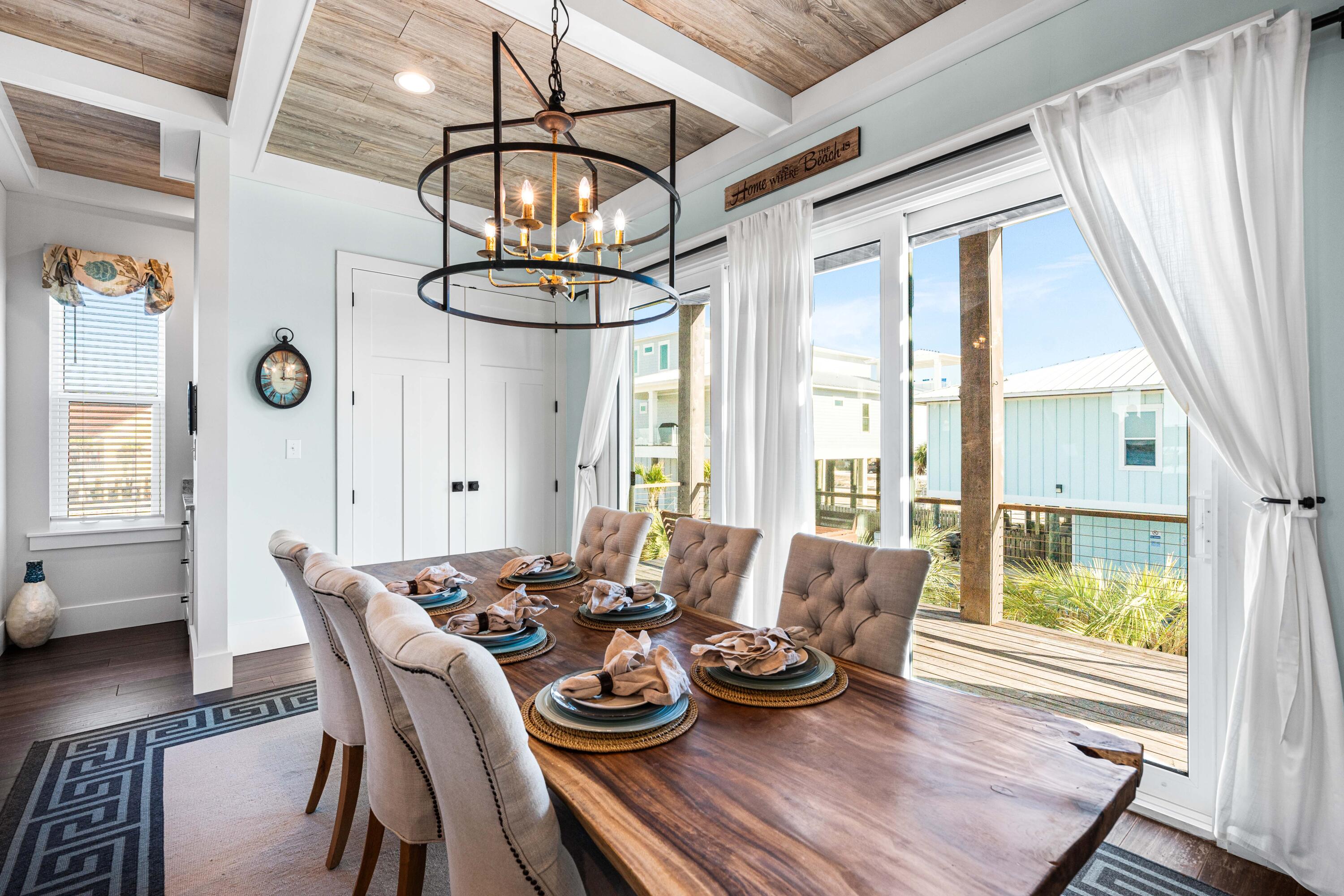 8075 White Sands Boulevard