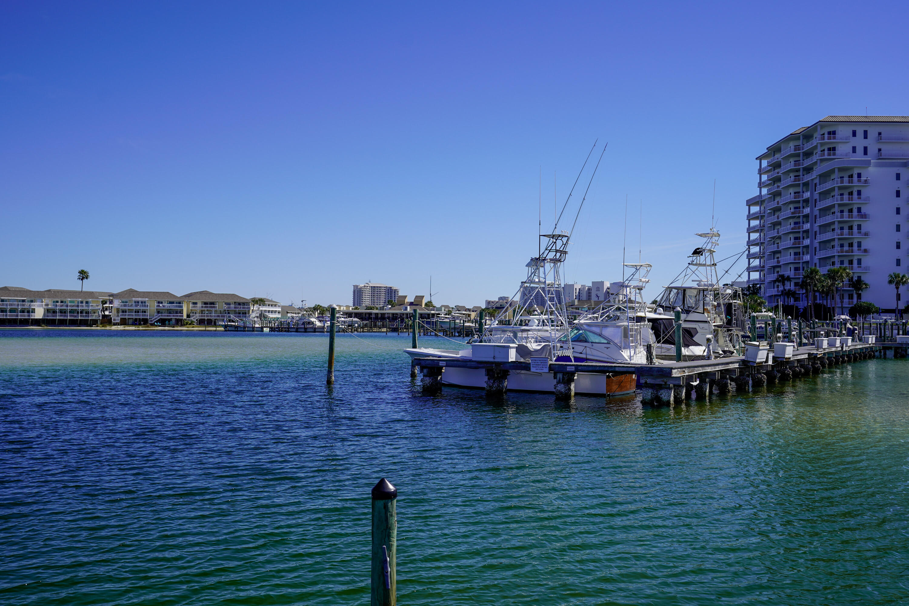 705 Gulf Shore Drive, UNIT 402