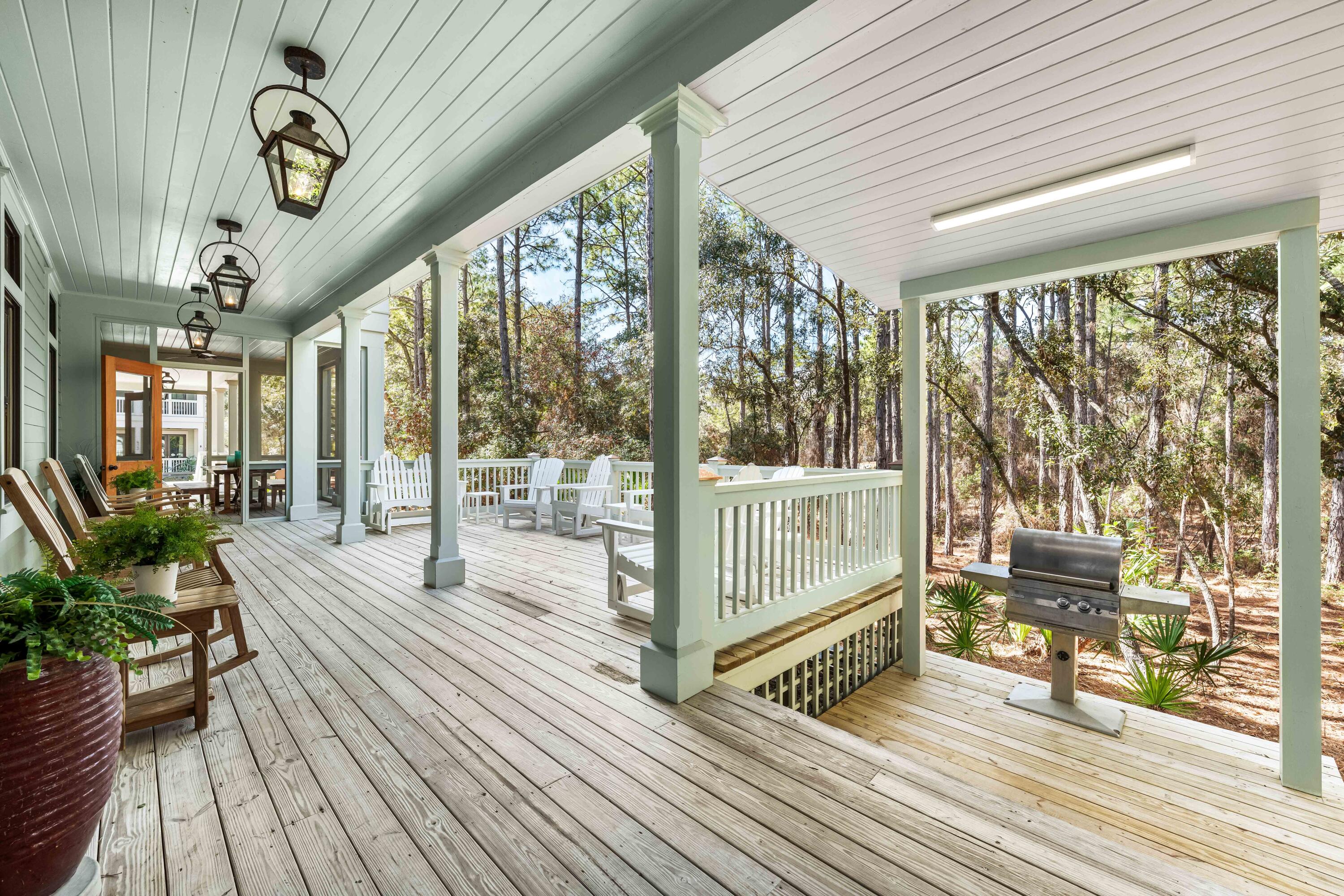 432 Pine Needle Way