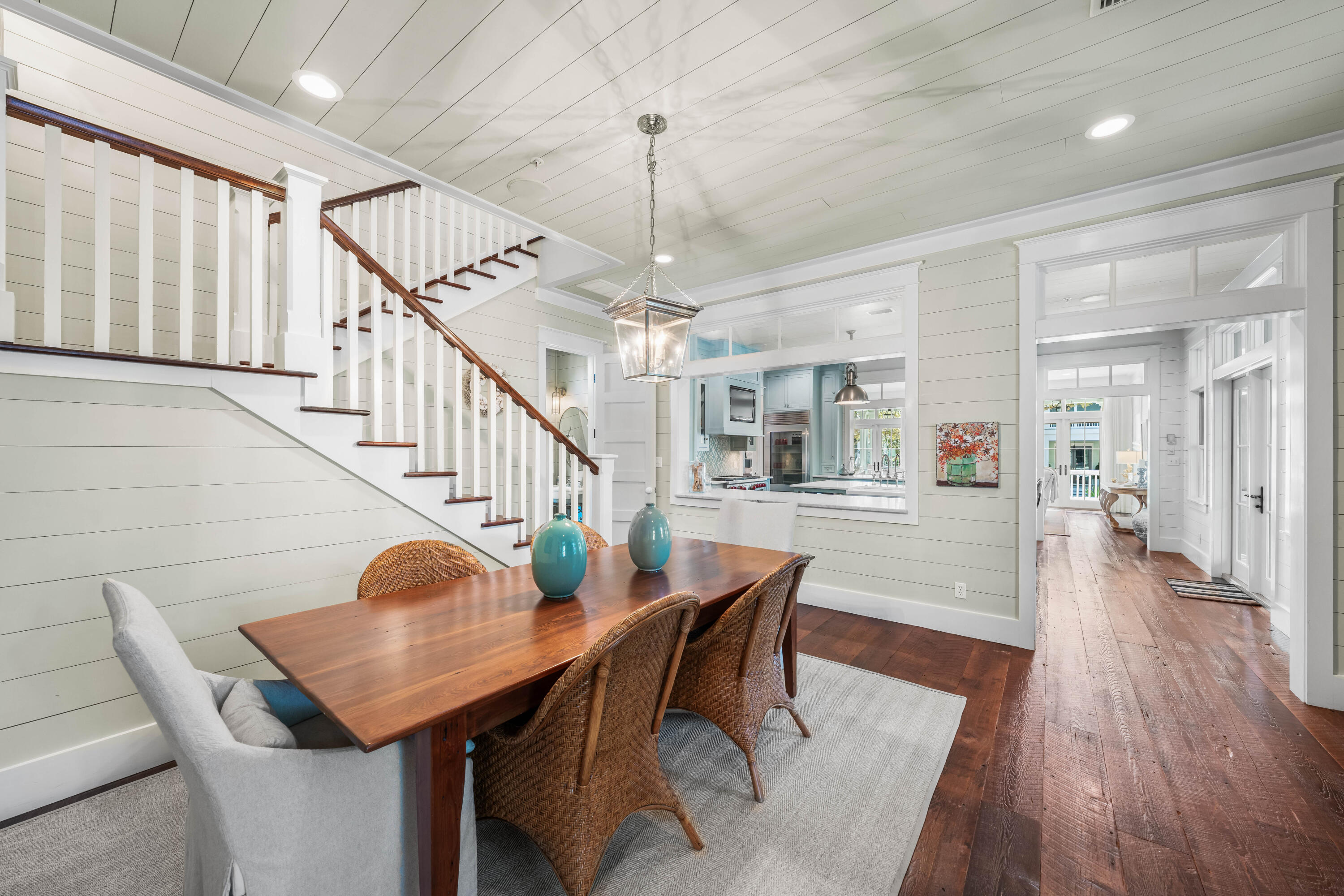 432 Pine Needle Way