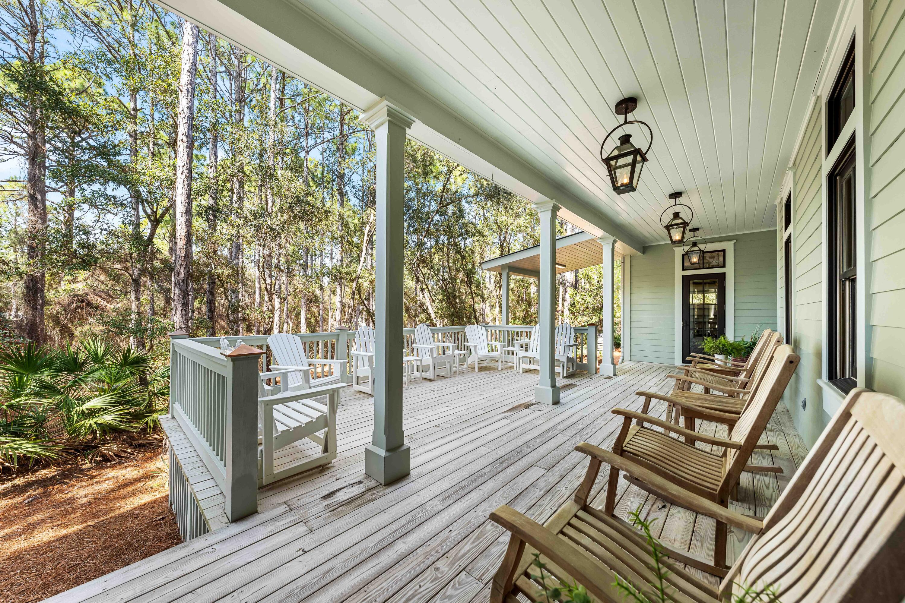 432 Pine Needle Way