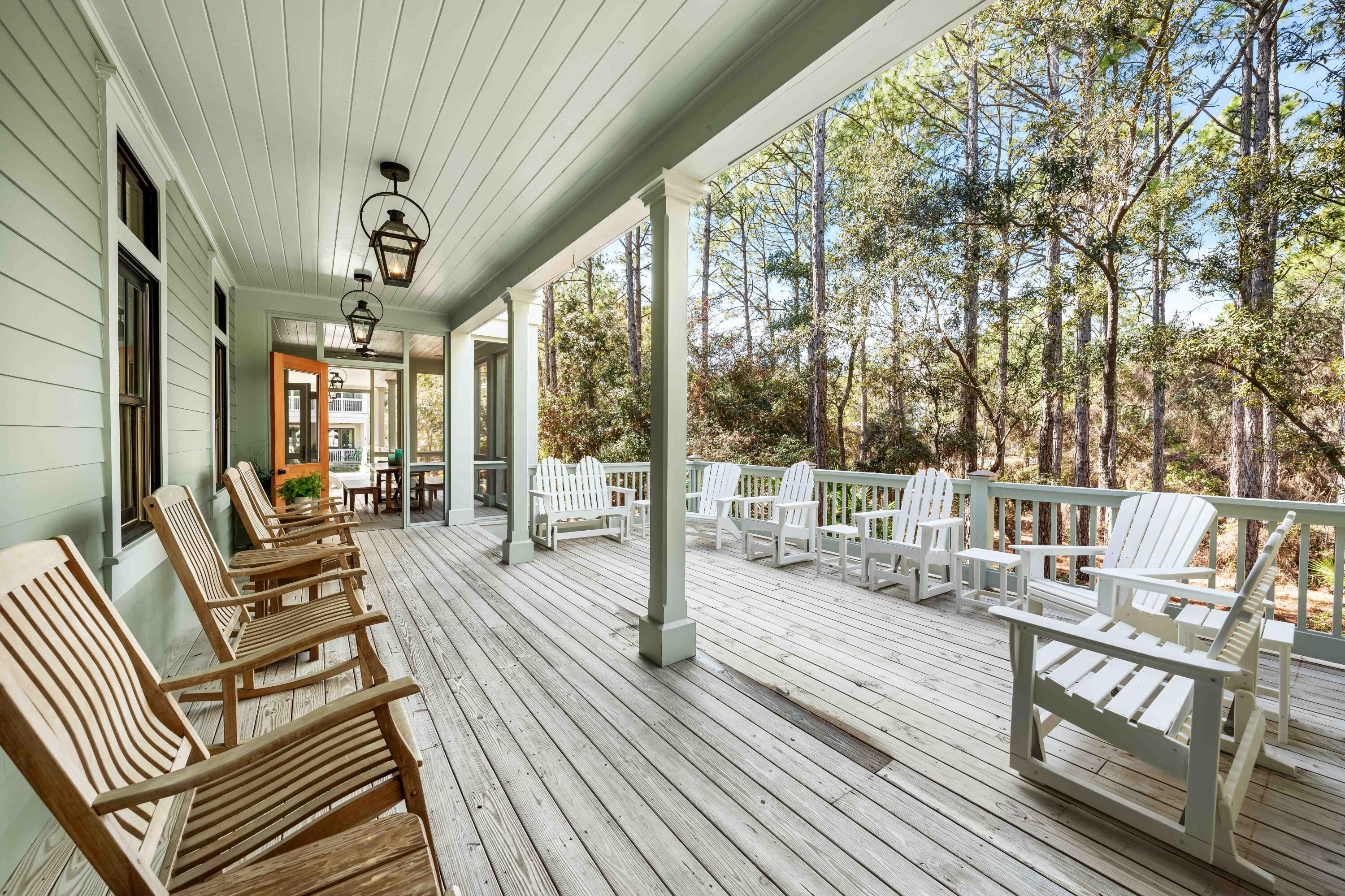 432 Pine Needle Way