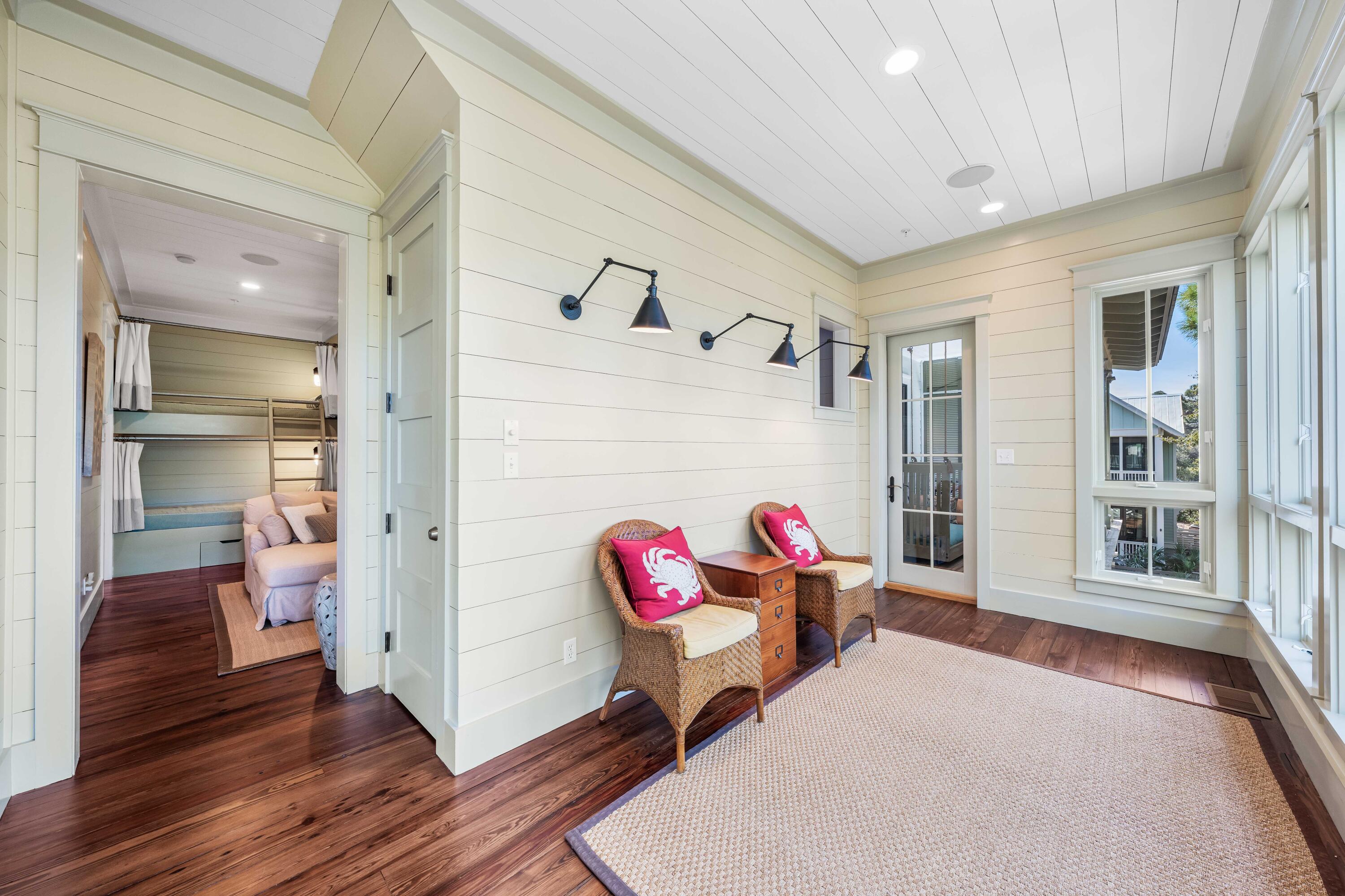 432 Pine Needle Way