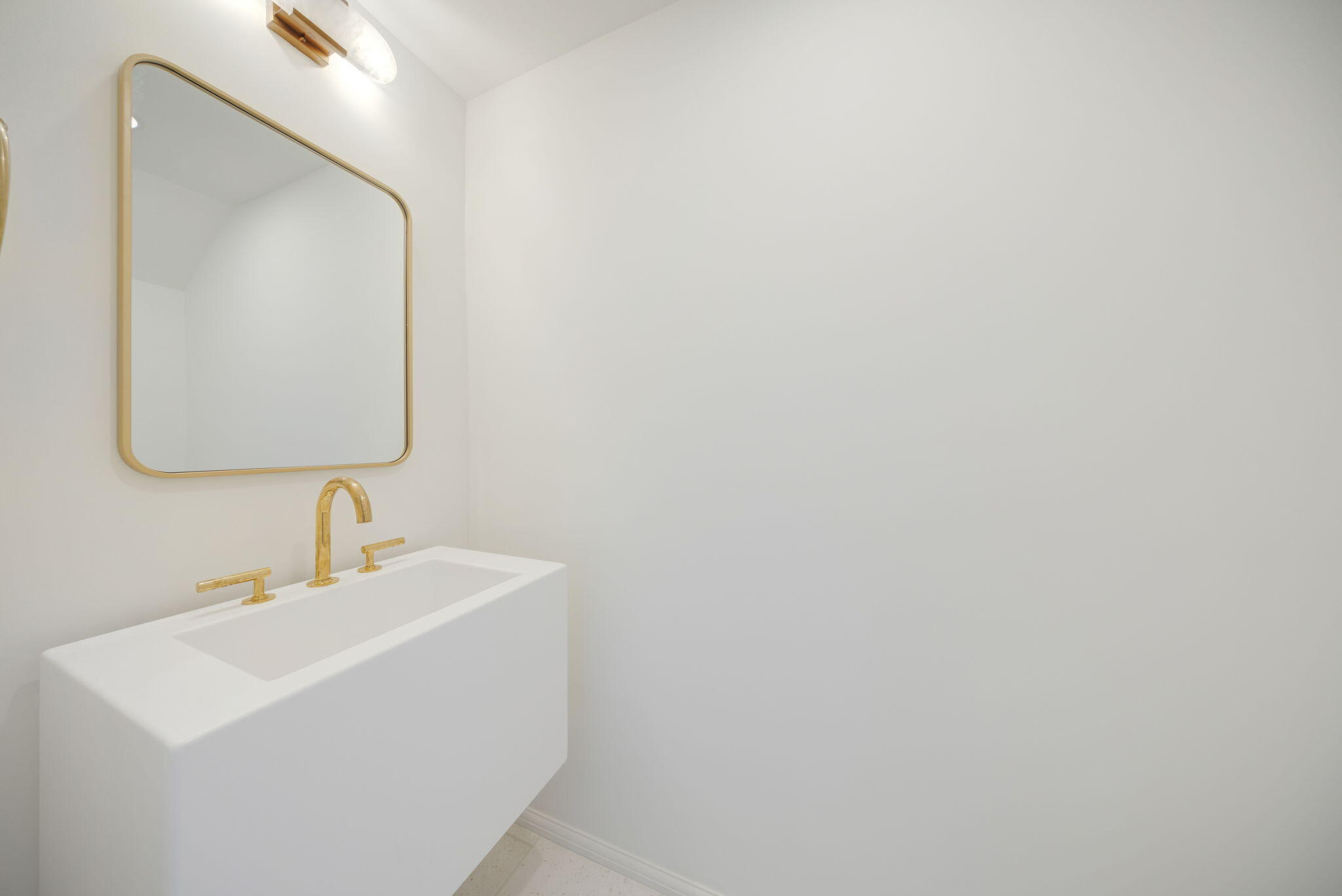 19 Astra Way, M12