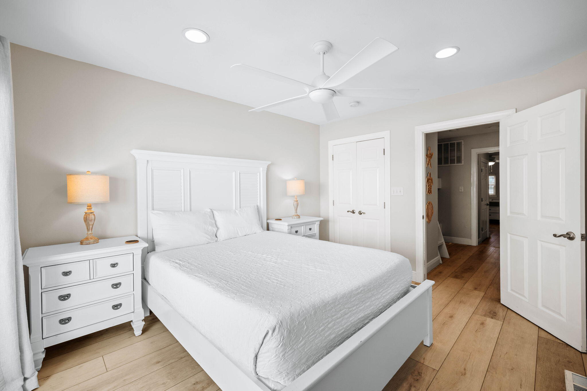 2075 Scenic Gulf Drive, Unit 8