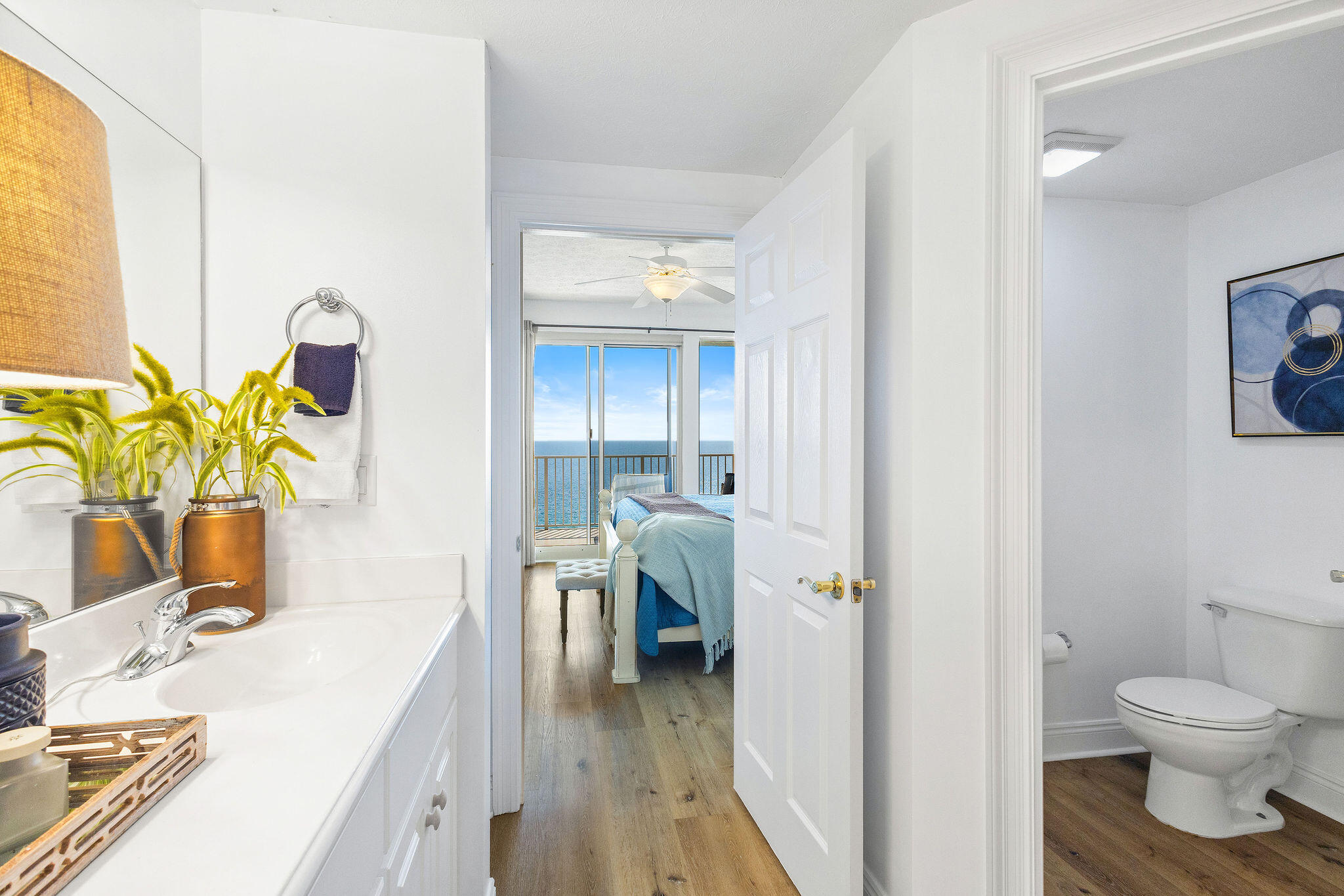 5004 Thomas Drive, UNIT 1707