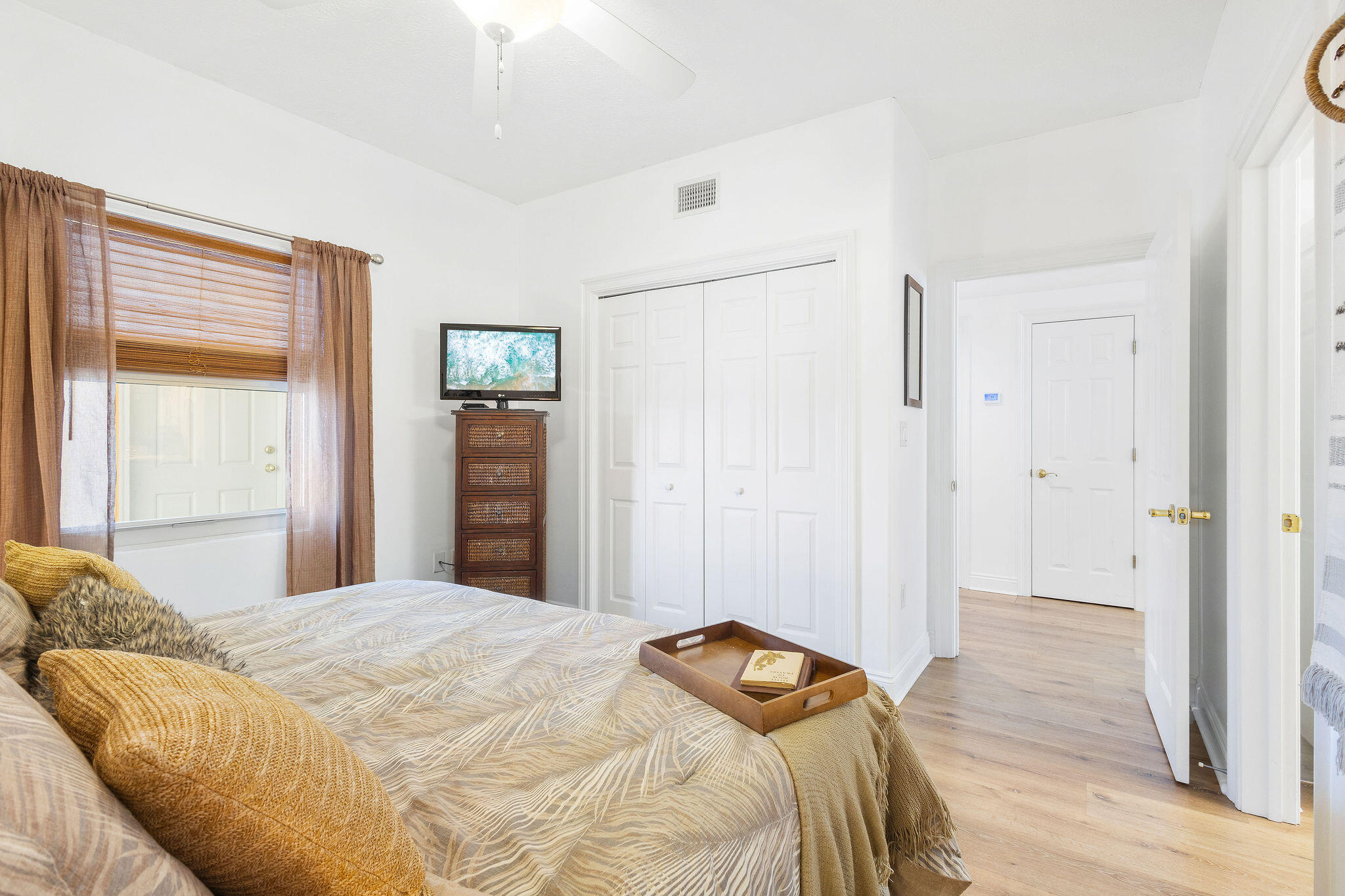 5004 Thomas Drive, UNIT 1707