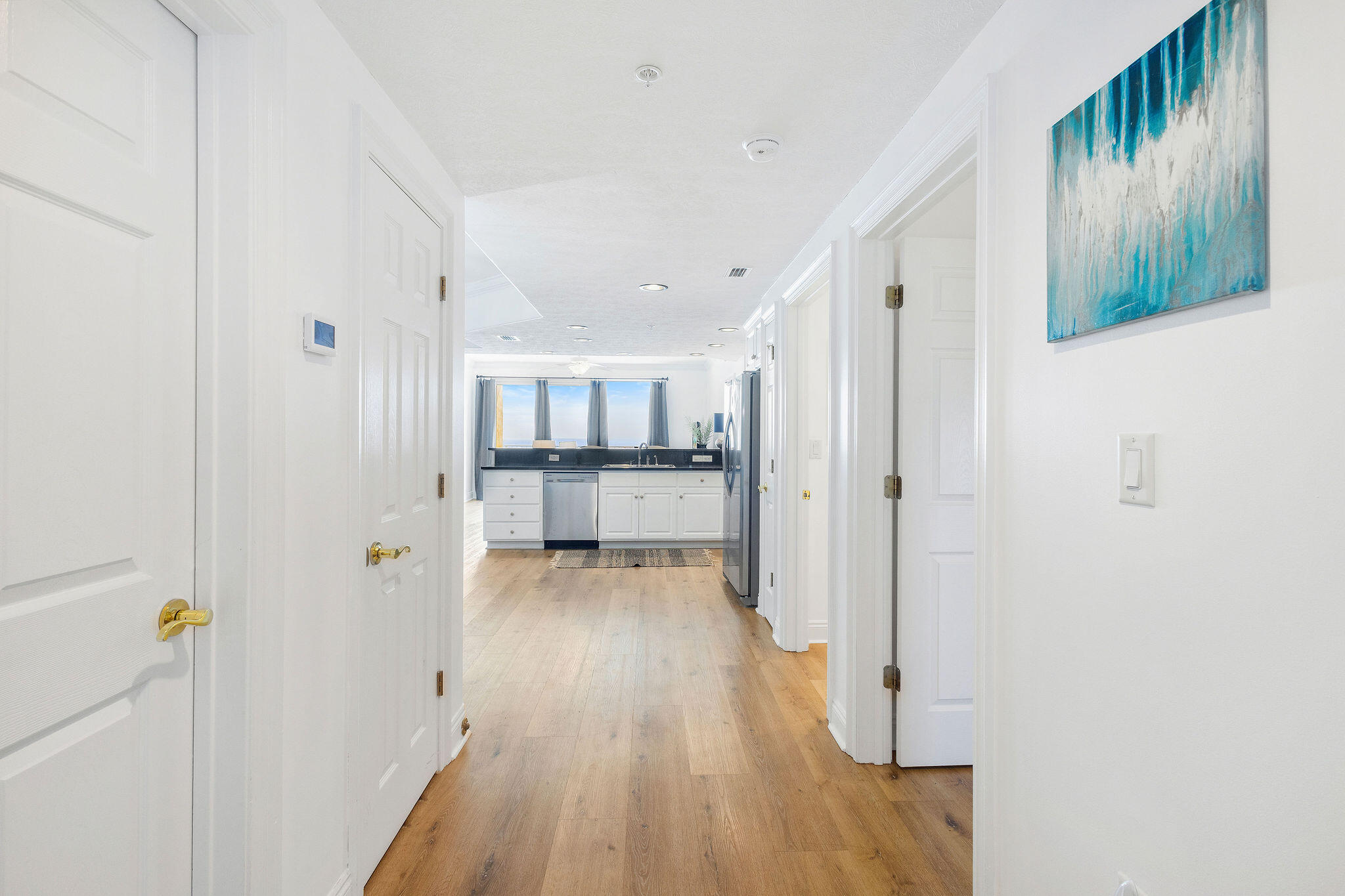 5004 Thomas Drive, UNIT 1707