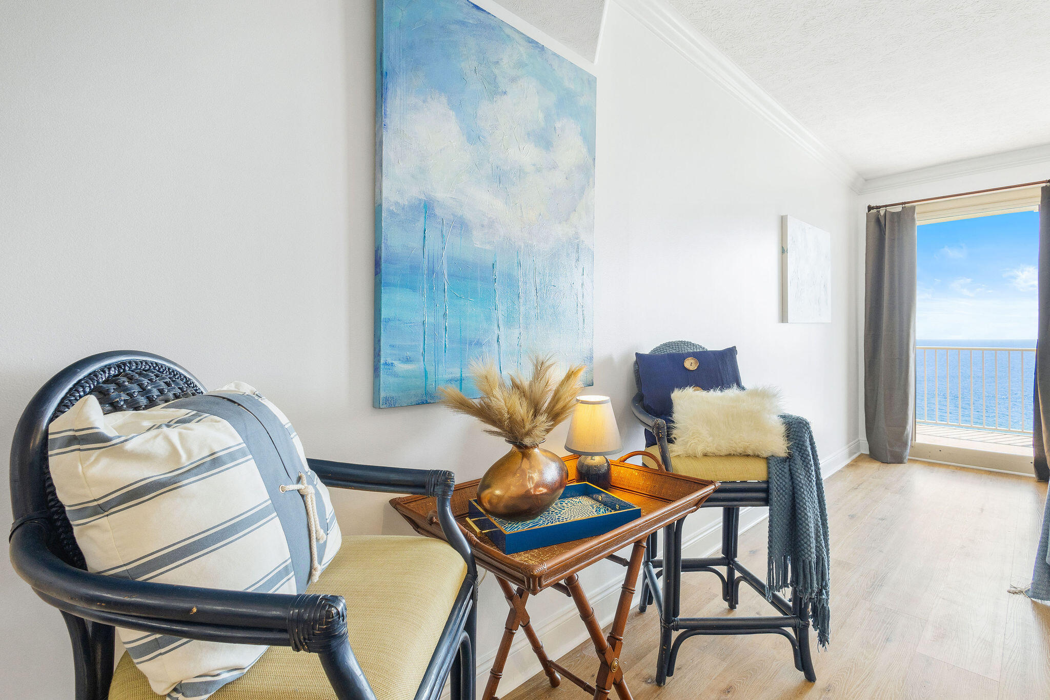 5004 Thomas Drive, UNIT 1707