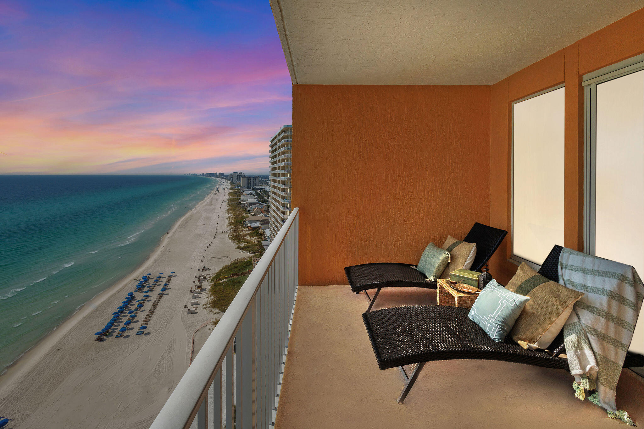5004 Thomas Drive, UNIT 1707