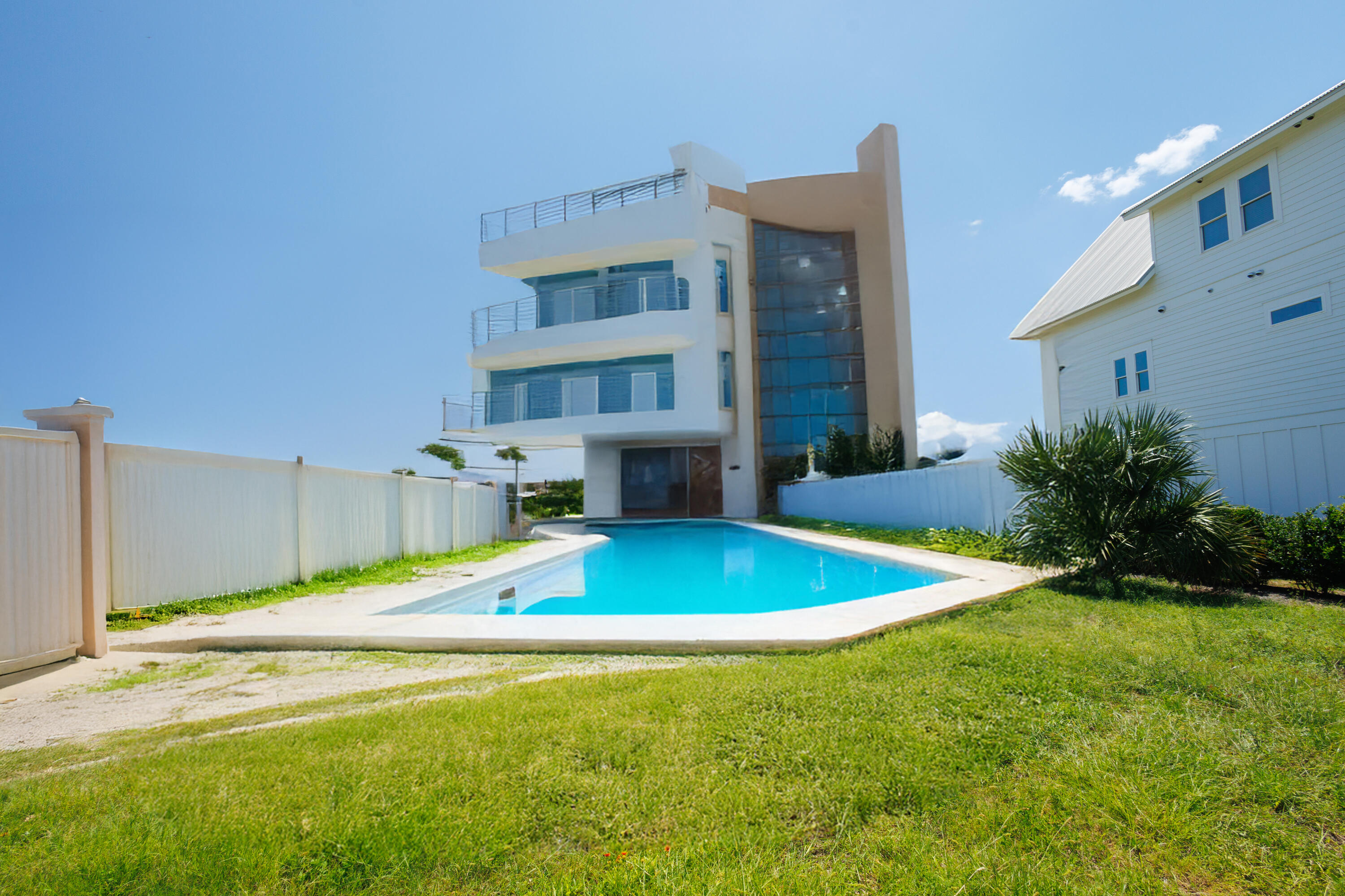 14,000 Front Beach Road