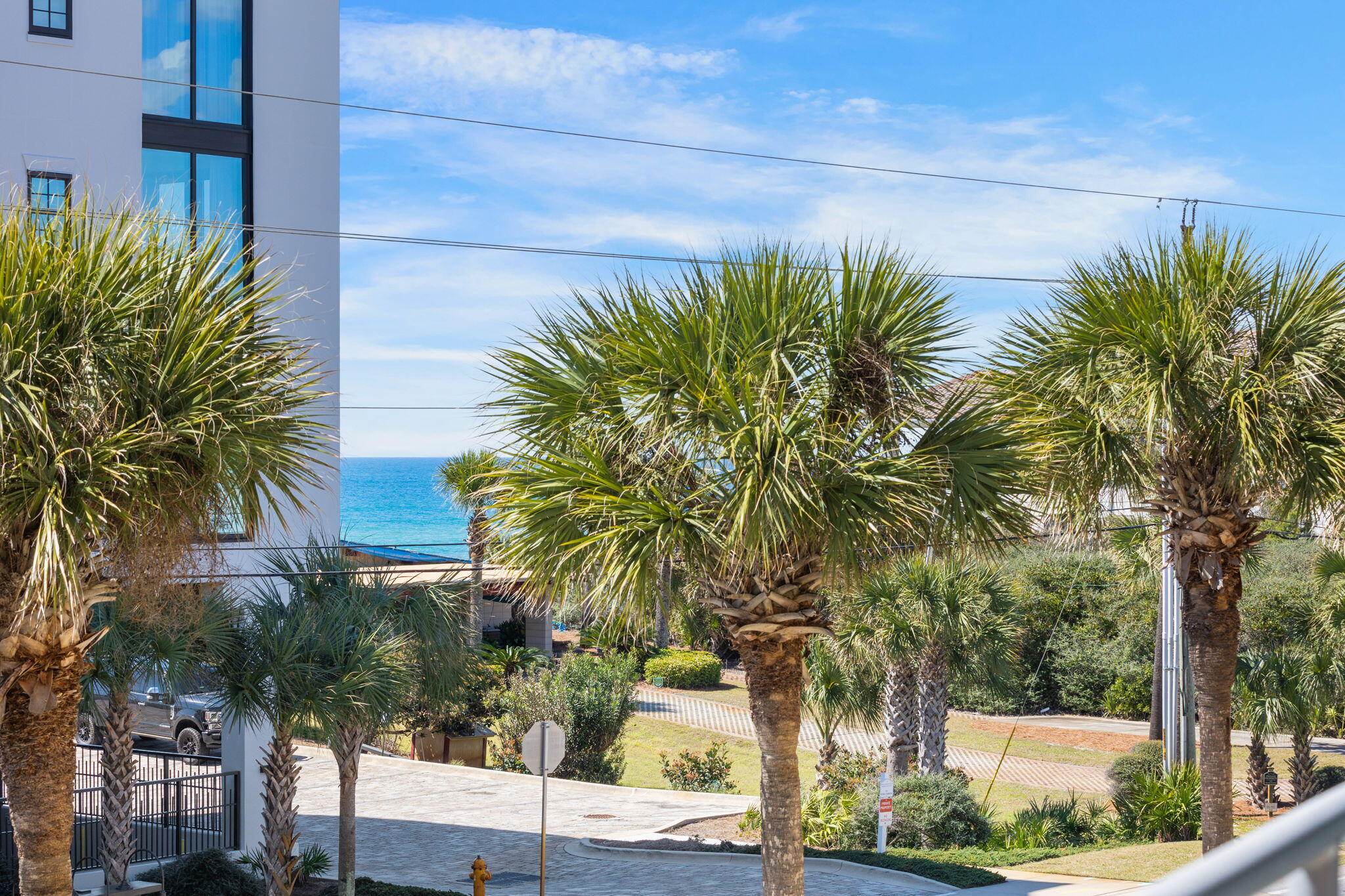 95 Laura Hamilton Boulevard, 206