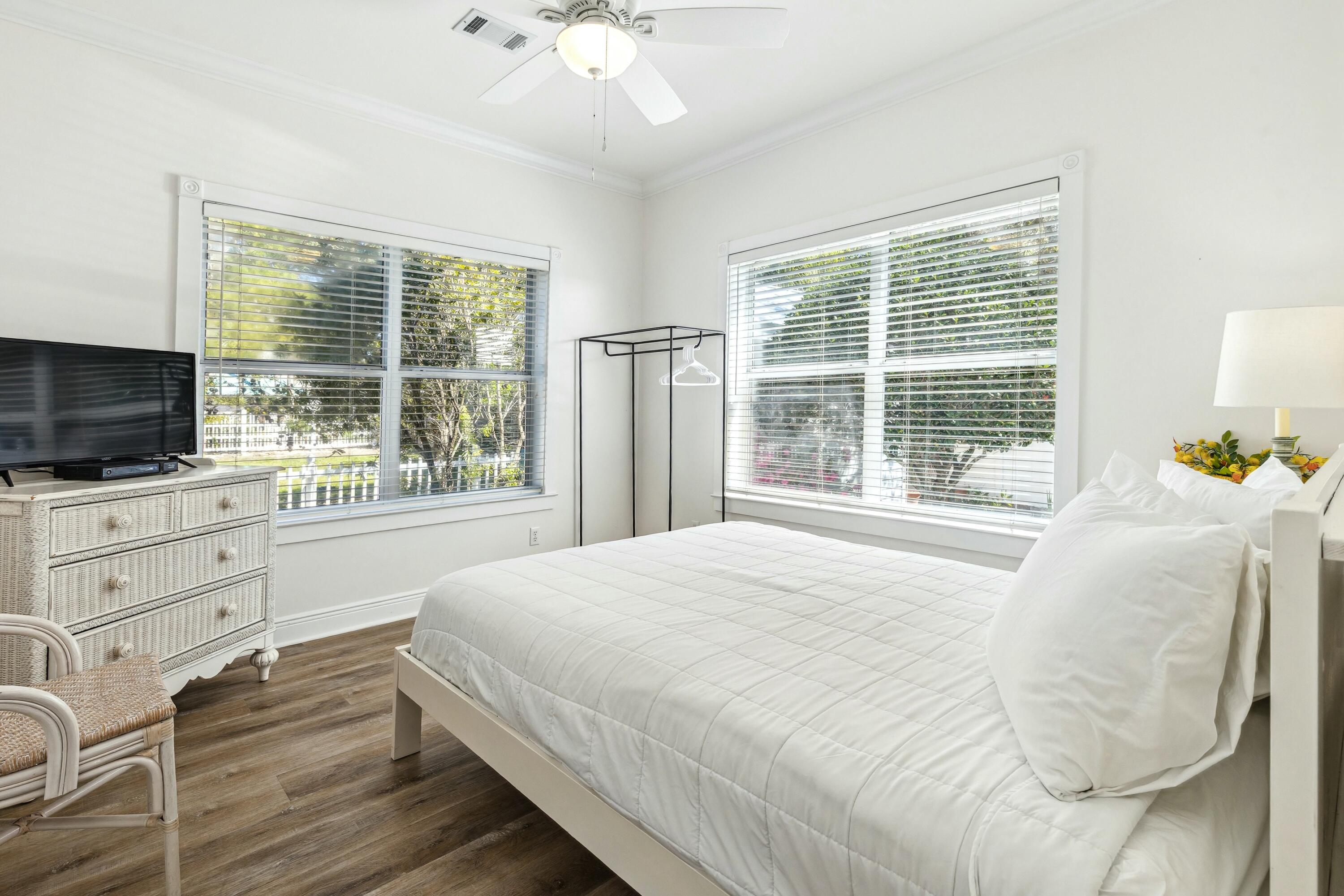 4473 Ocean View Drive