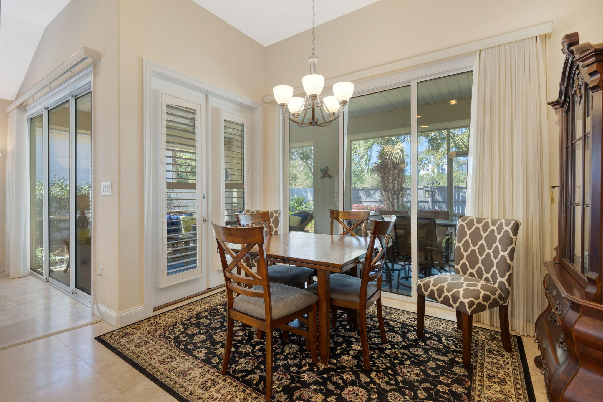 8008 Legend Creek Drive