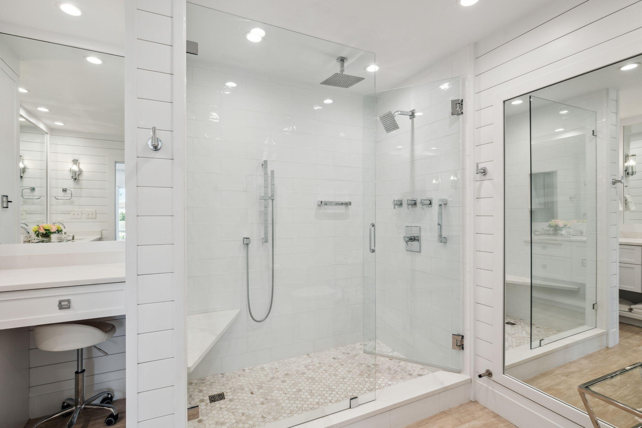 4402 Southwinds Drive, 4402