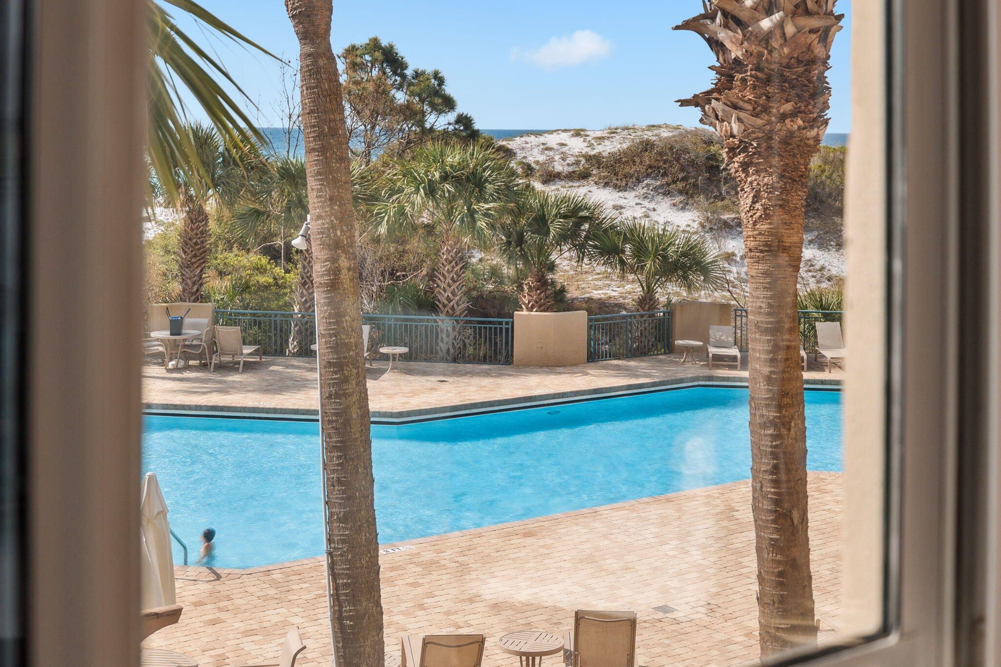 4402 Southwinds Drive, 4402