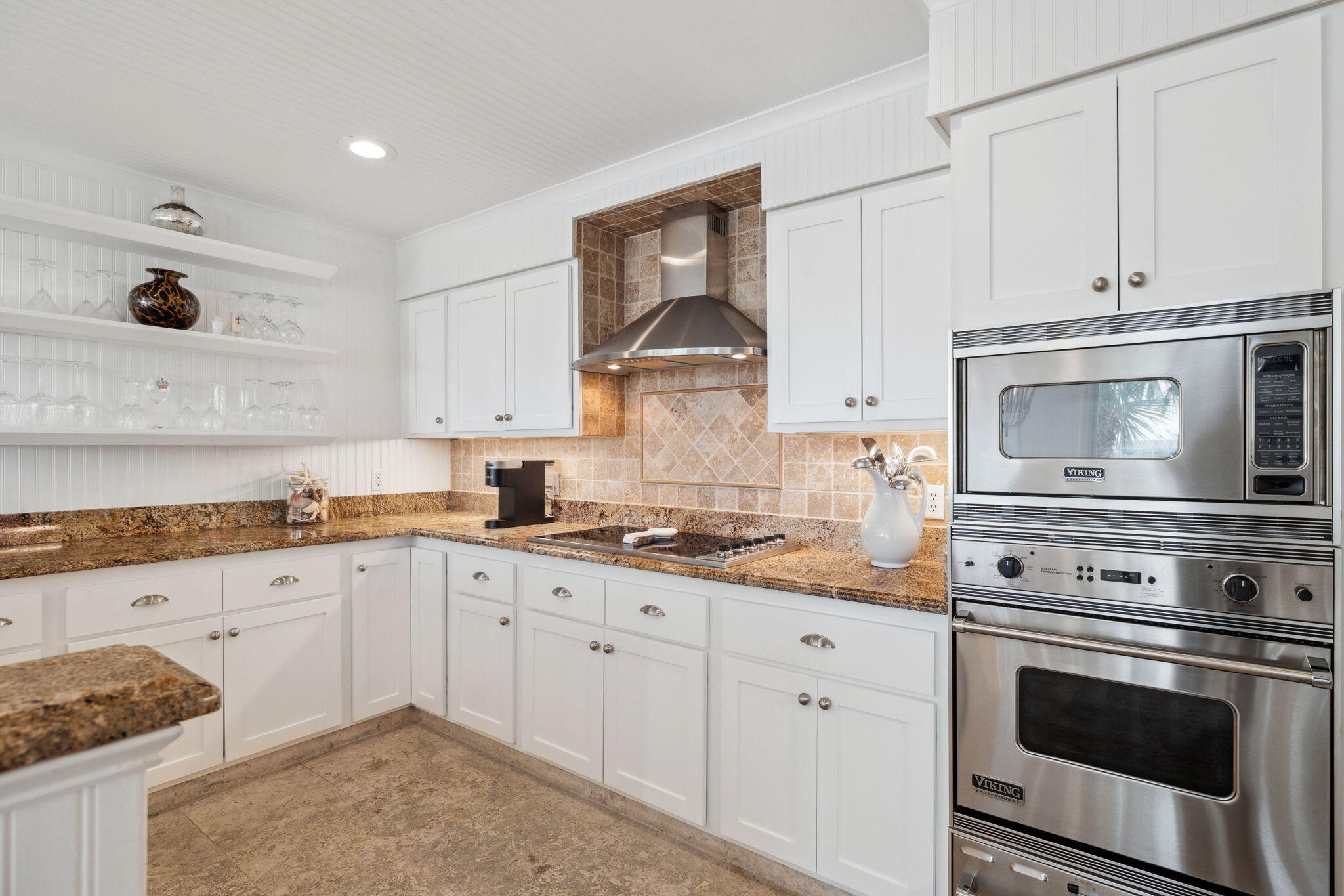 4402 Southwinds Drive, 4402