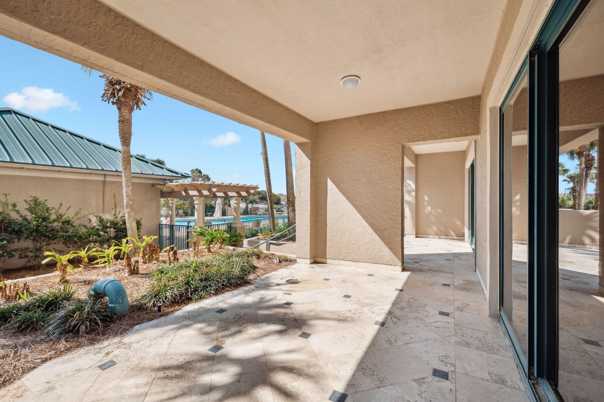 4402 Southwinds Drive, 4402