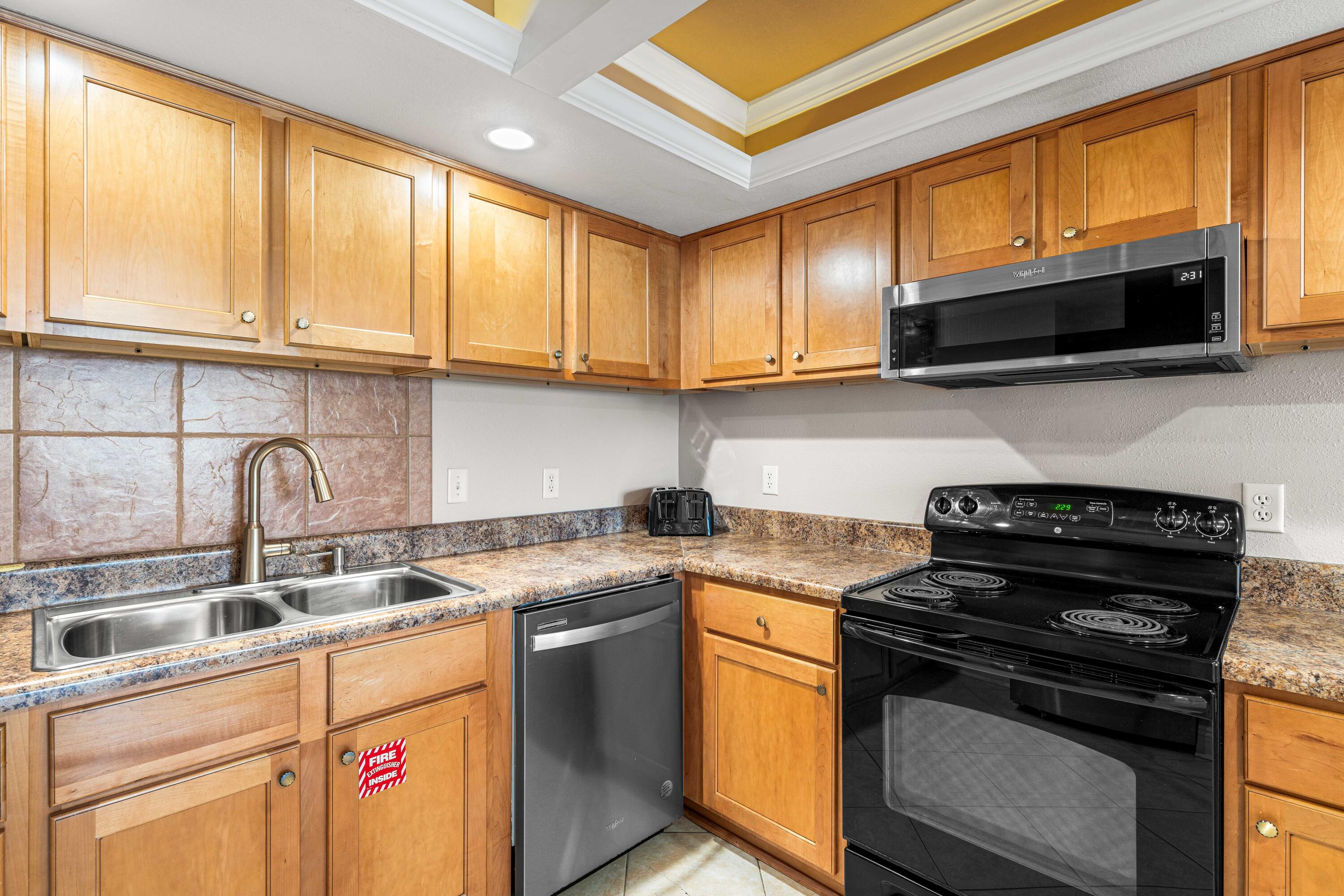 8245 Gulf Boulevard, Unit 405