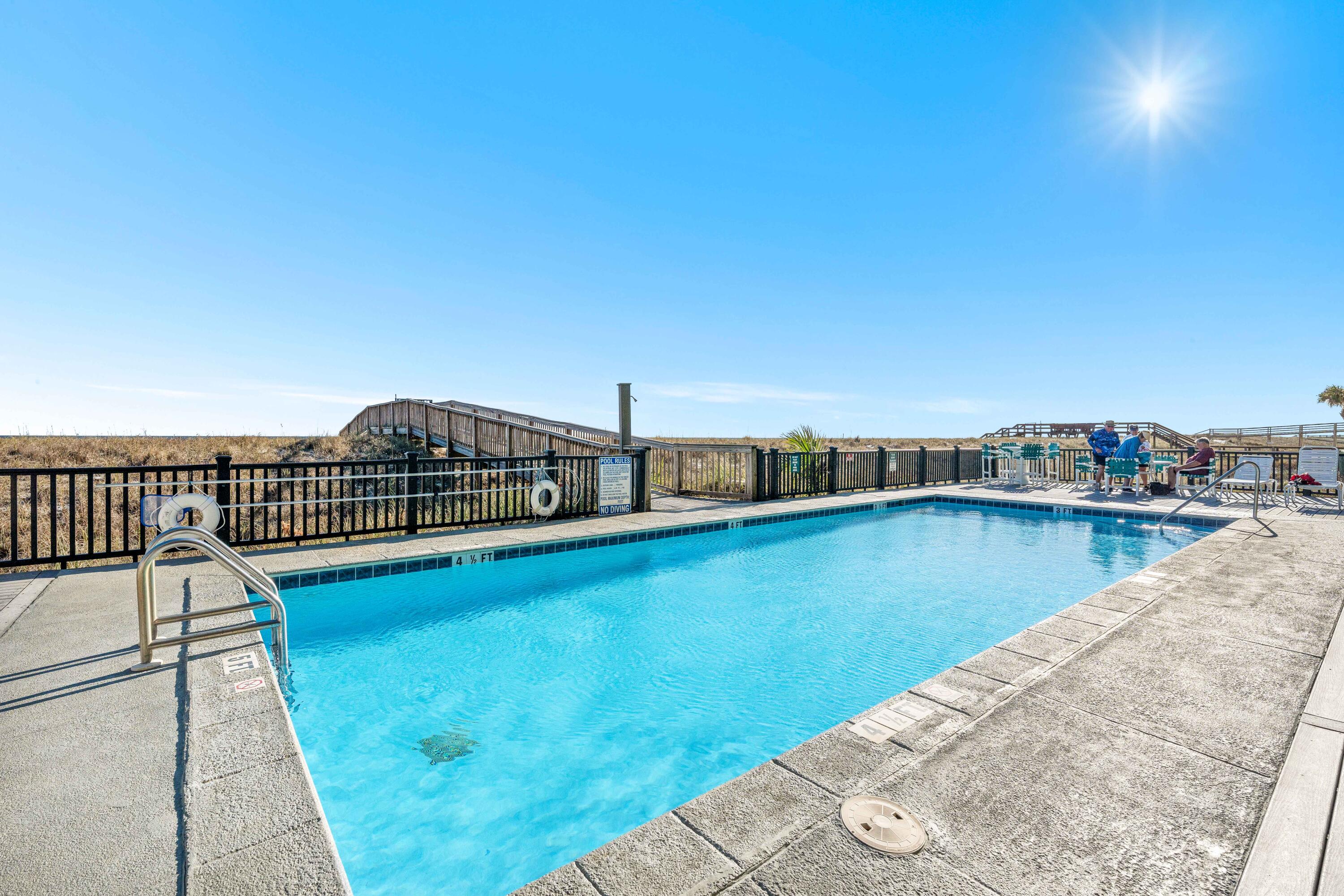 8245 Gulf Boulevard, Unit 405