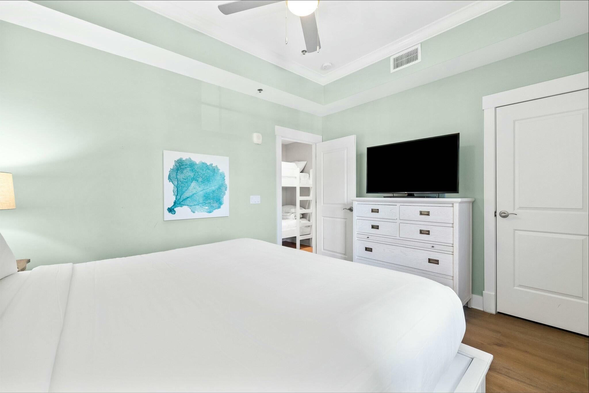 100 Matthew Boulevard, 210