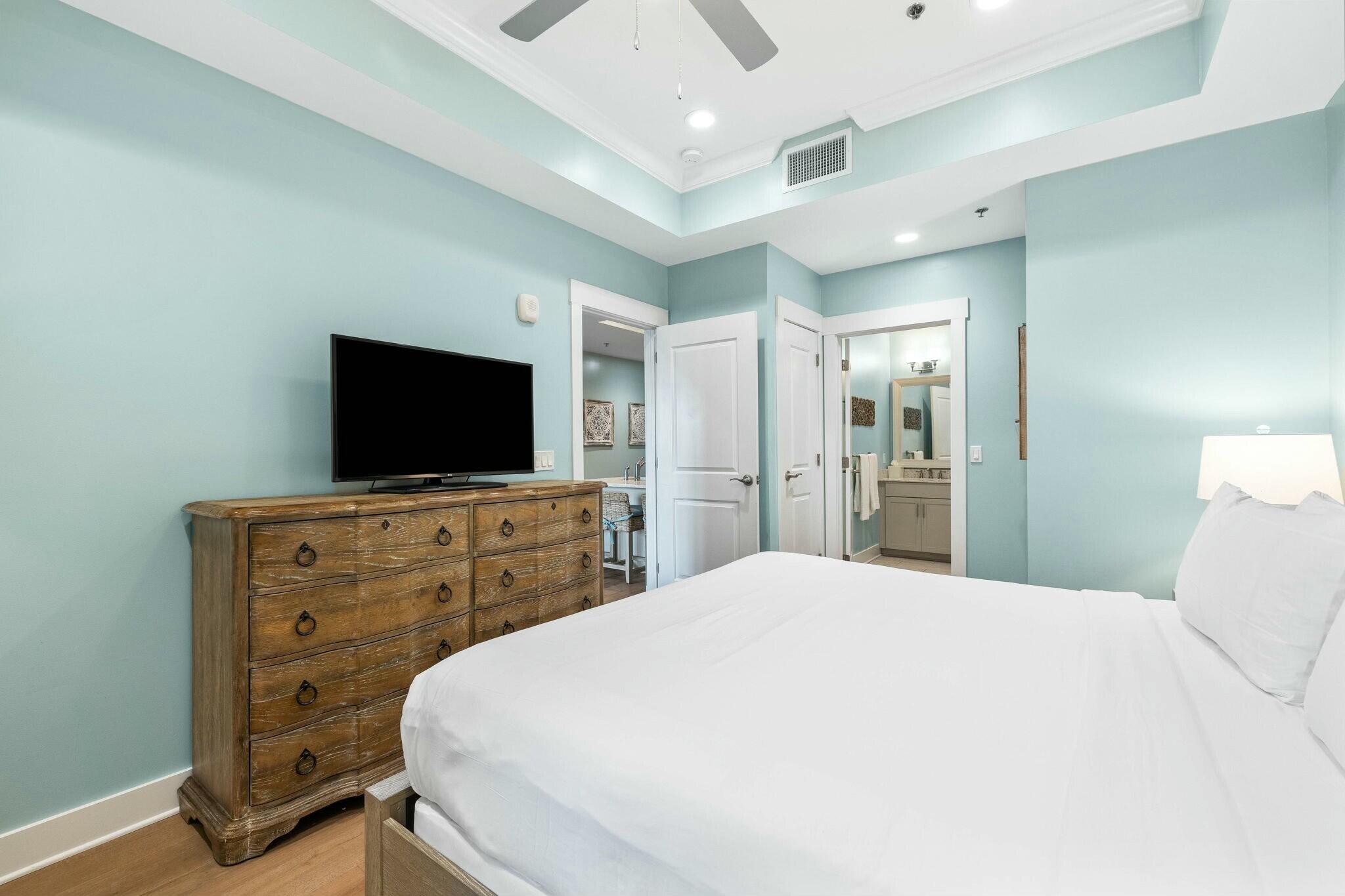 100 Matthew Boulevard, 210