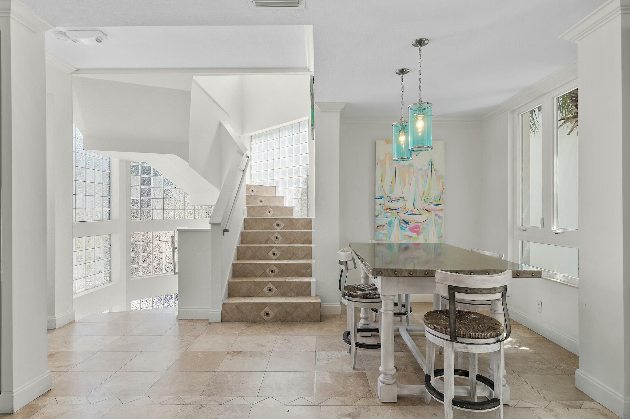 4835 Ocean Boulevard