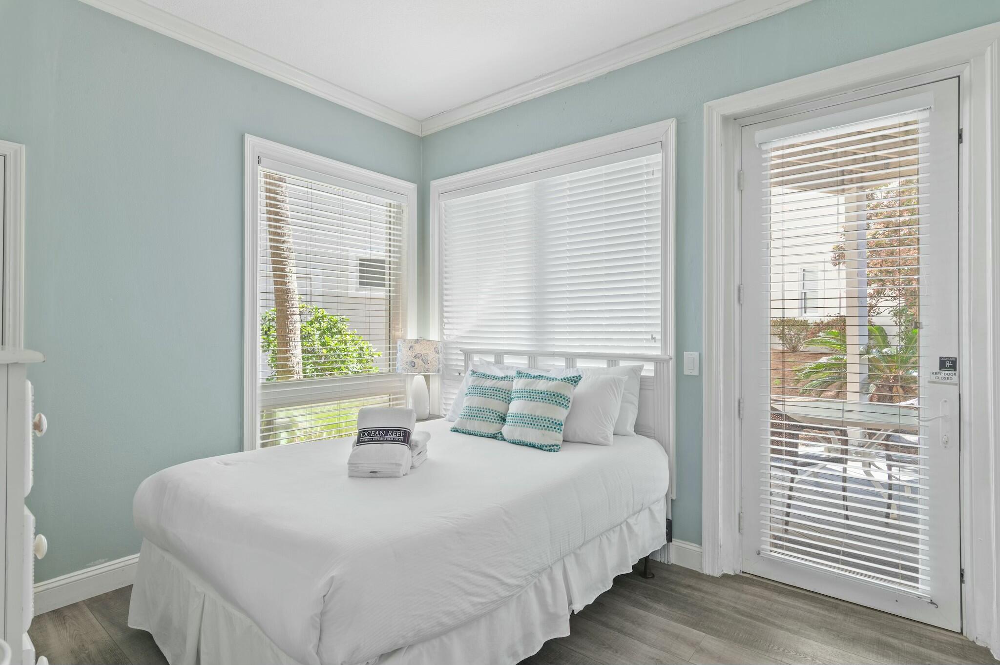 4835 Ocean Boulevard