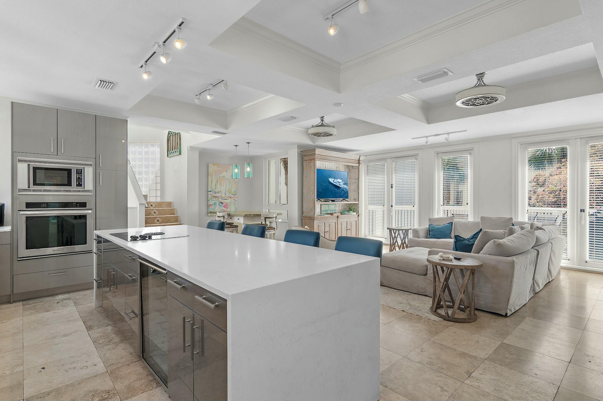 4835 Ocean Boulevard