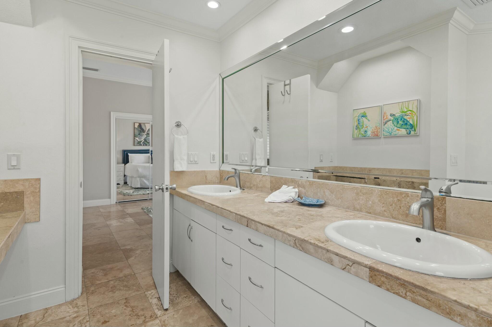 4835 Ocean Boulevard