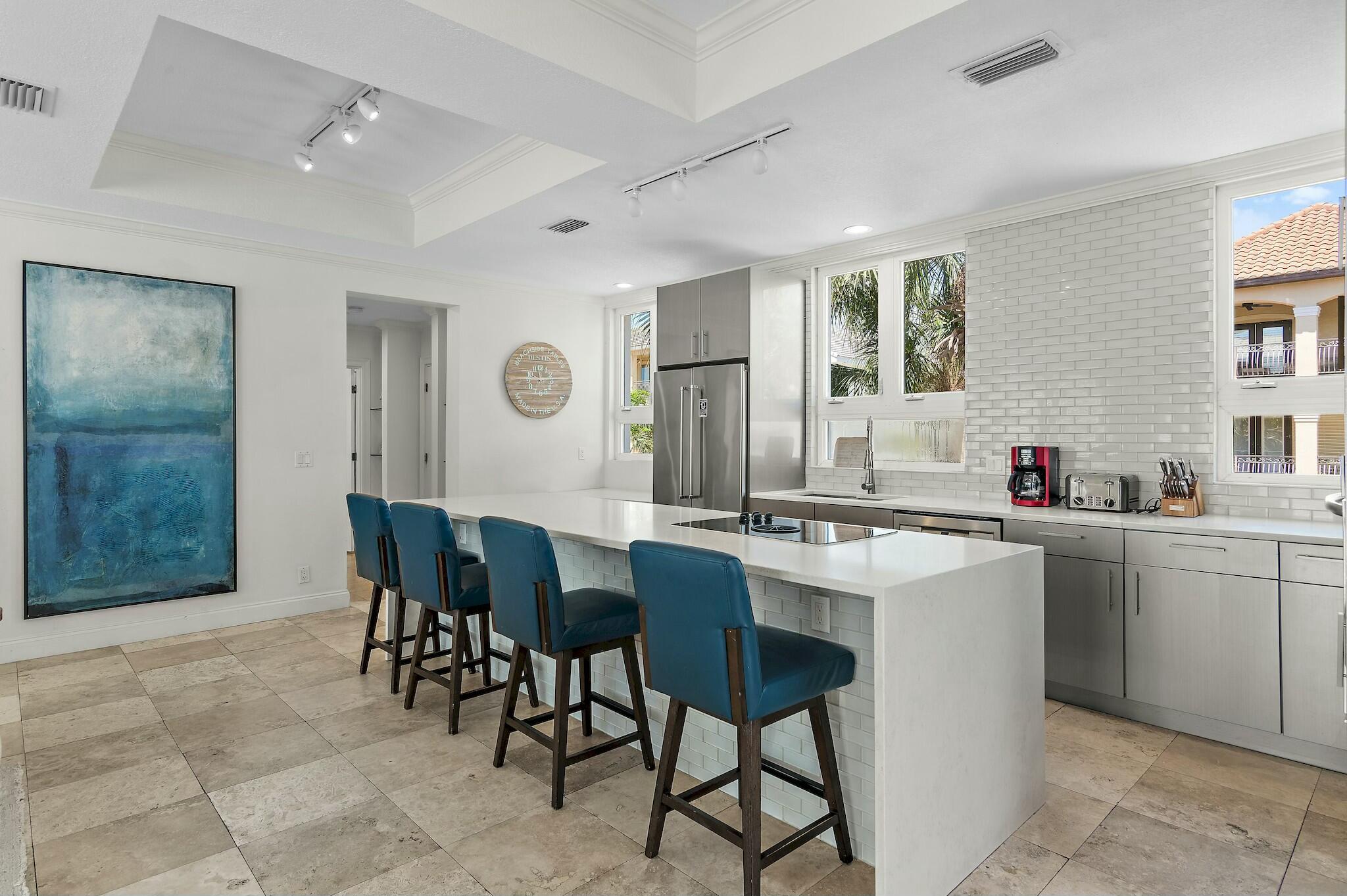 4835 Ocean Boulevard