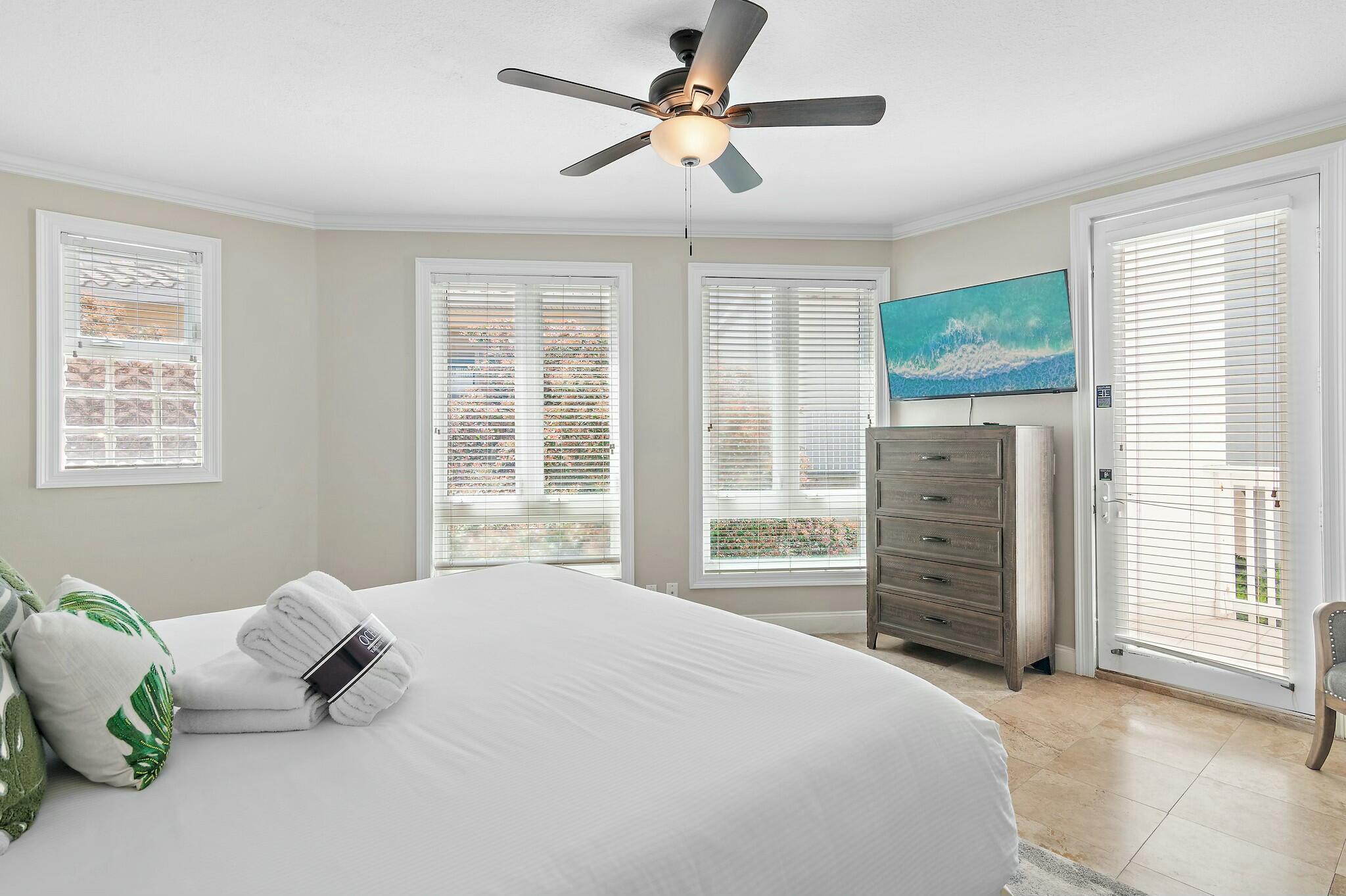 4835 Ocean Boulevard