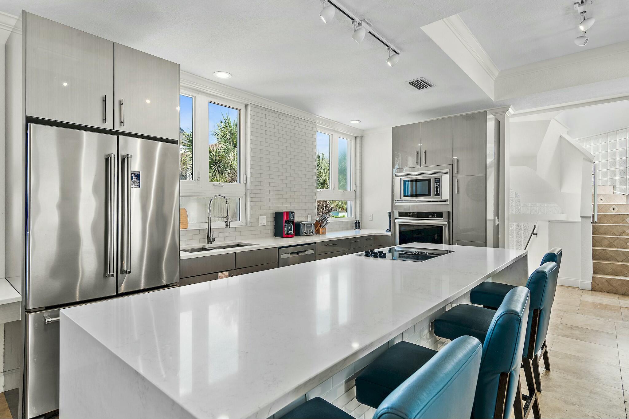 4835 Ocean Boulevard