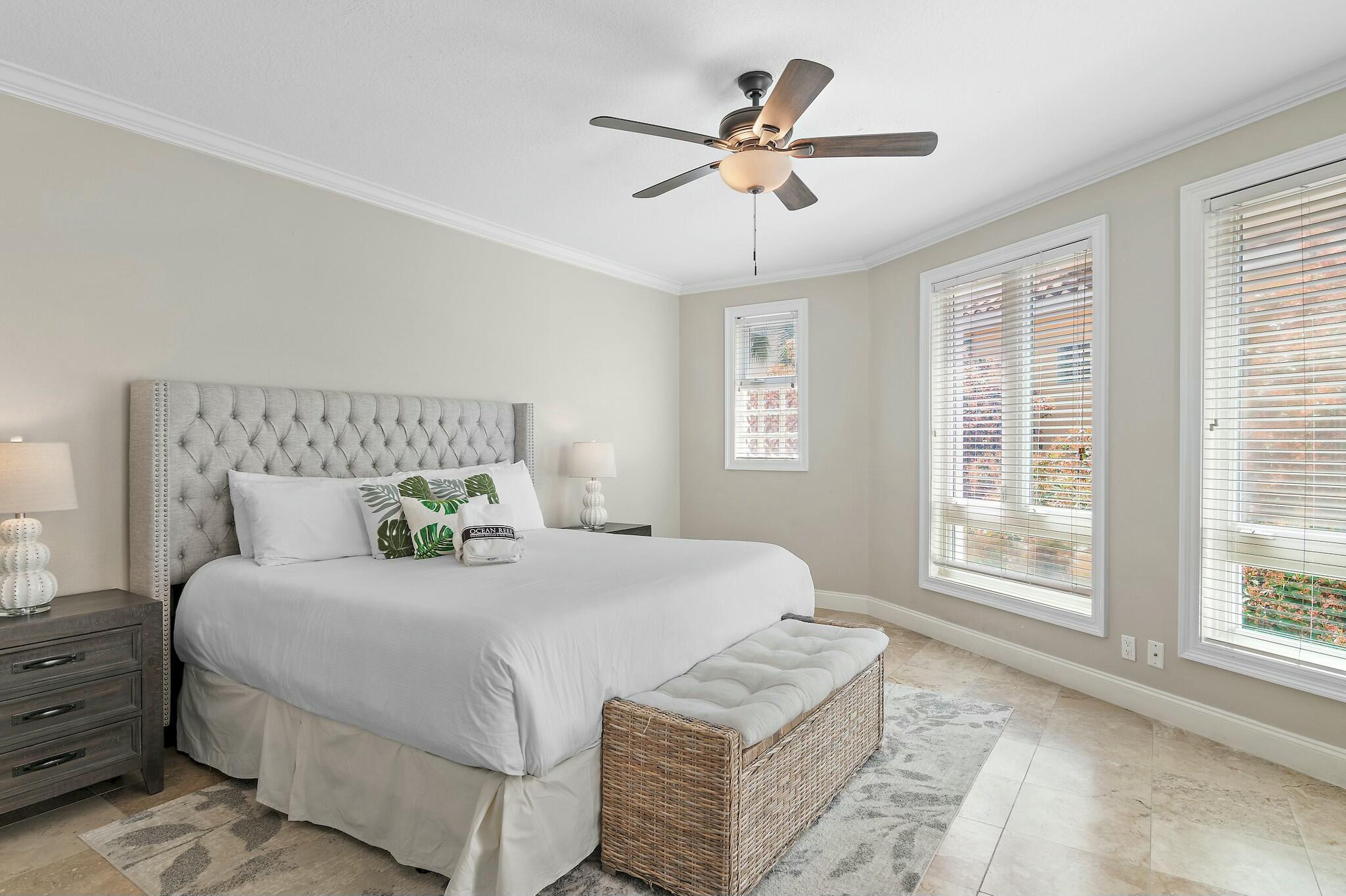 4835 Ocean Boulevard