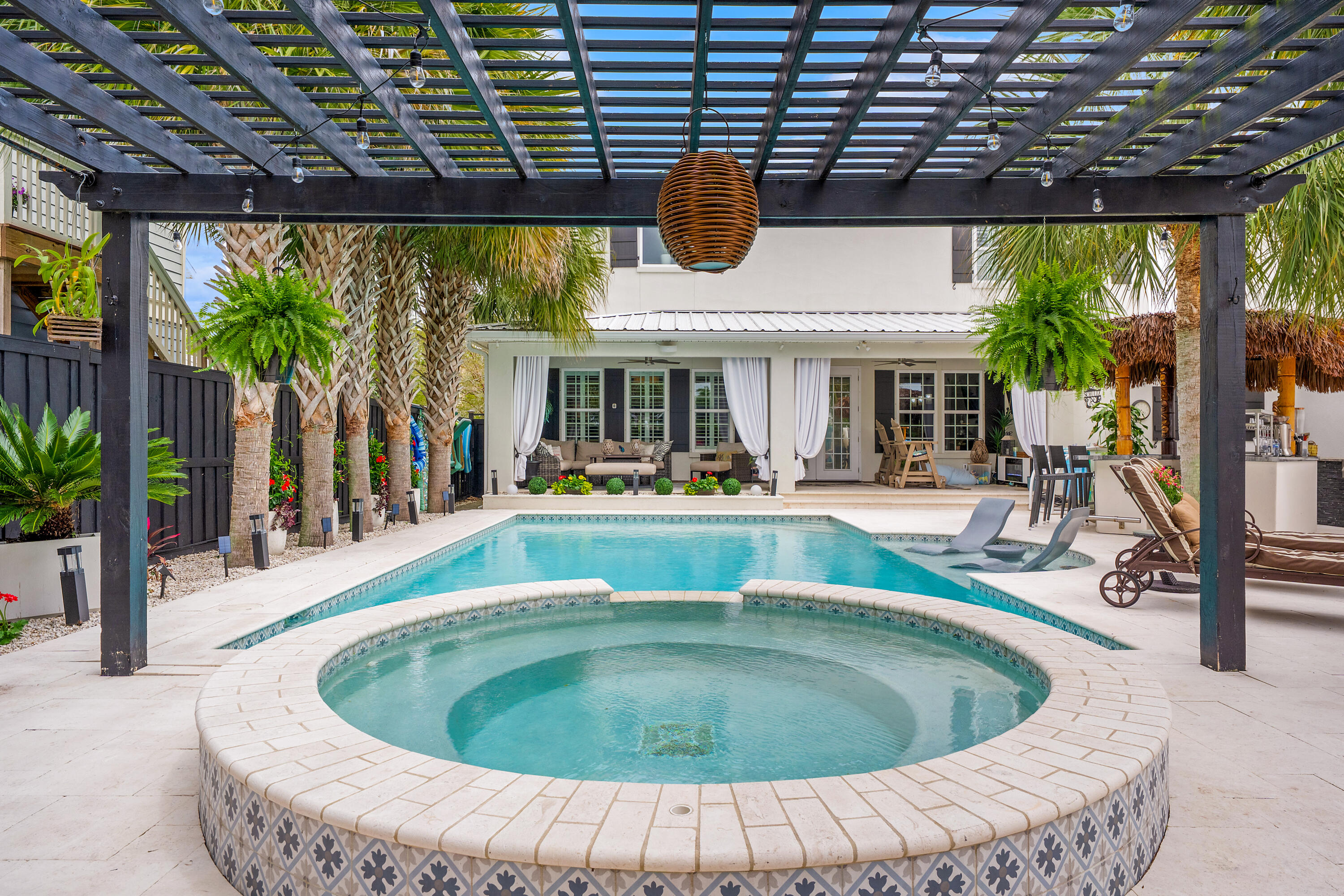306 Coconut Grove Court