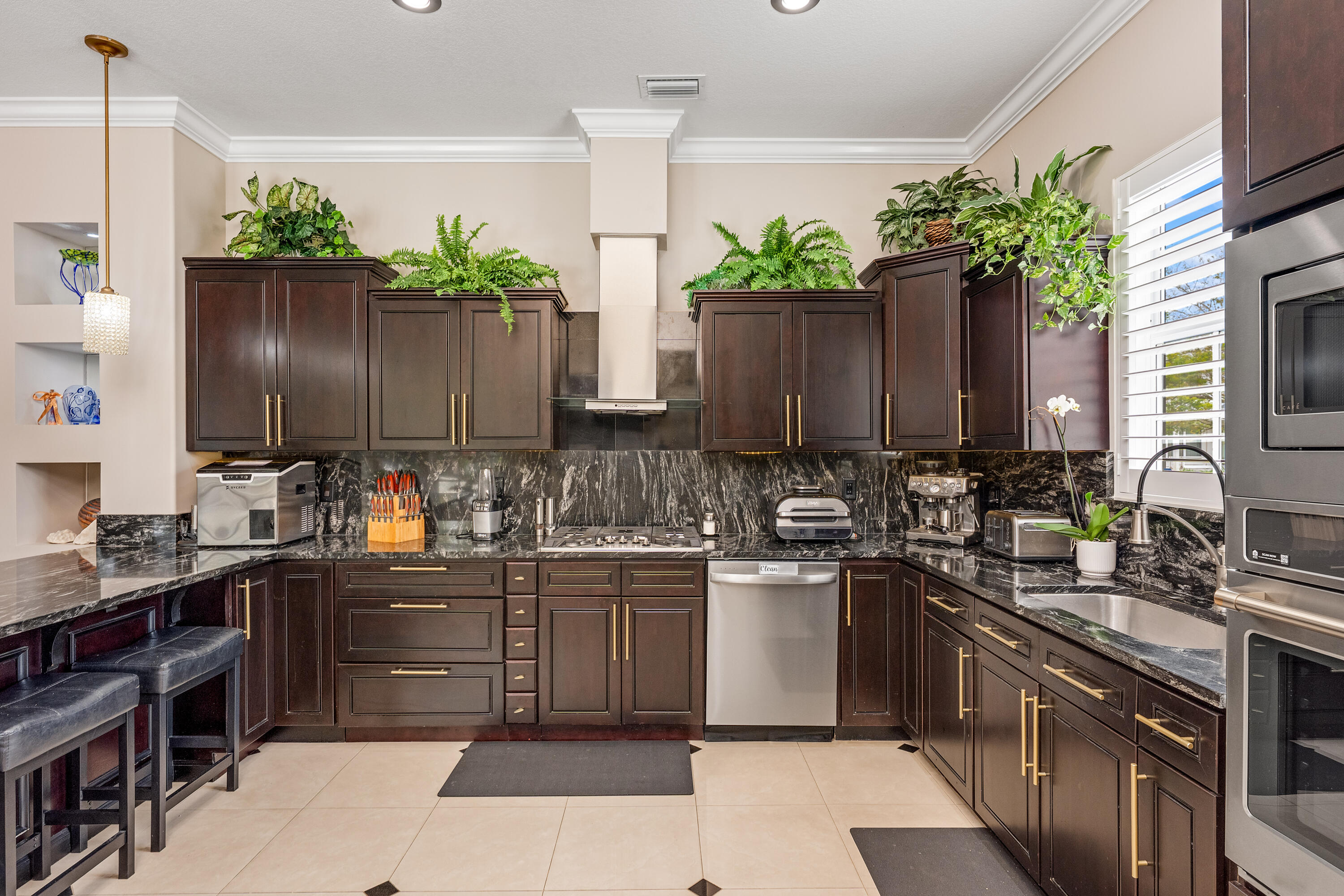 306 Coconut Grove Court