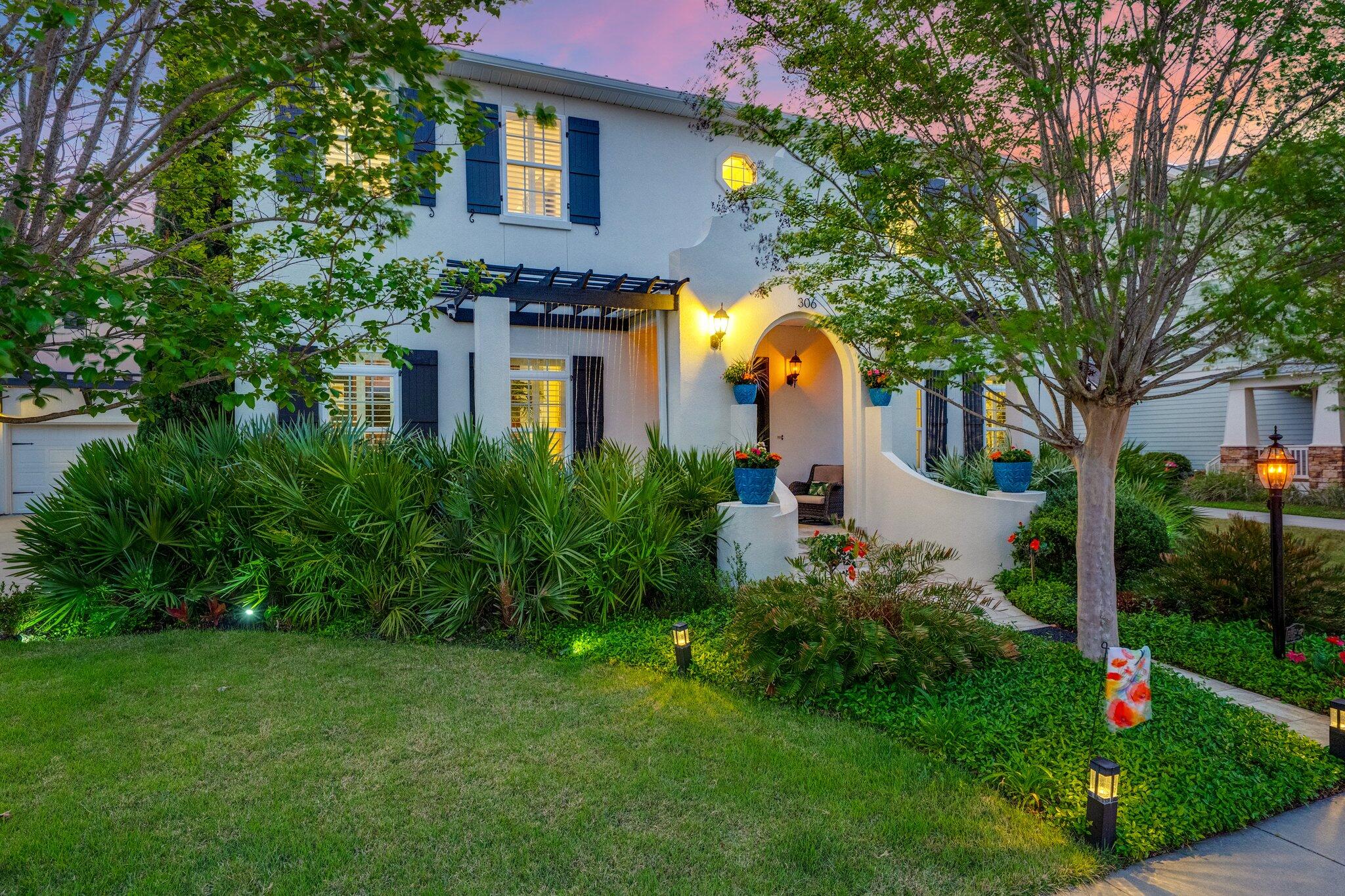 306 Coconut Grove Court